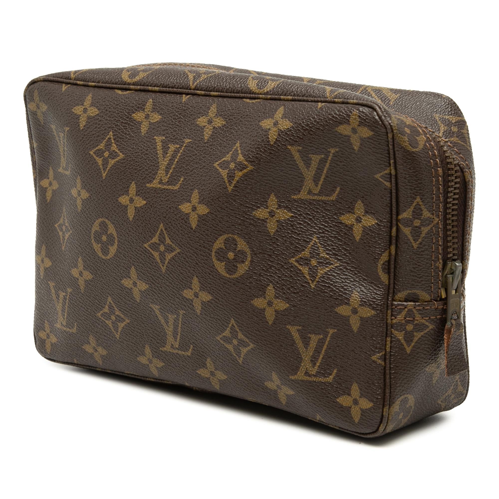 Louis Vuitton Monogram Trousse Toilette 23