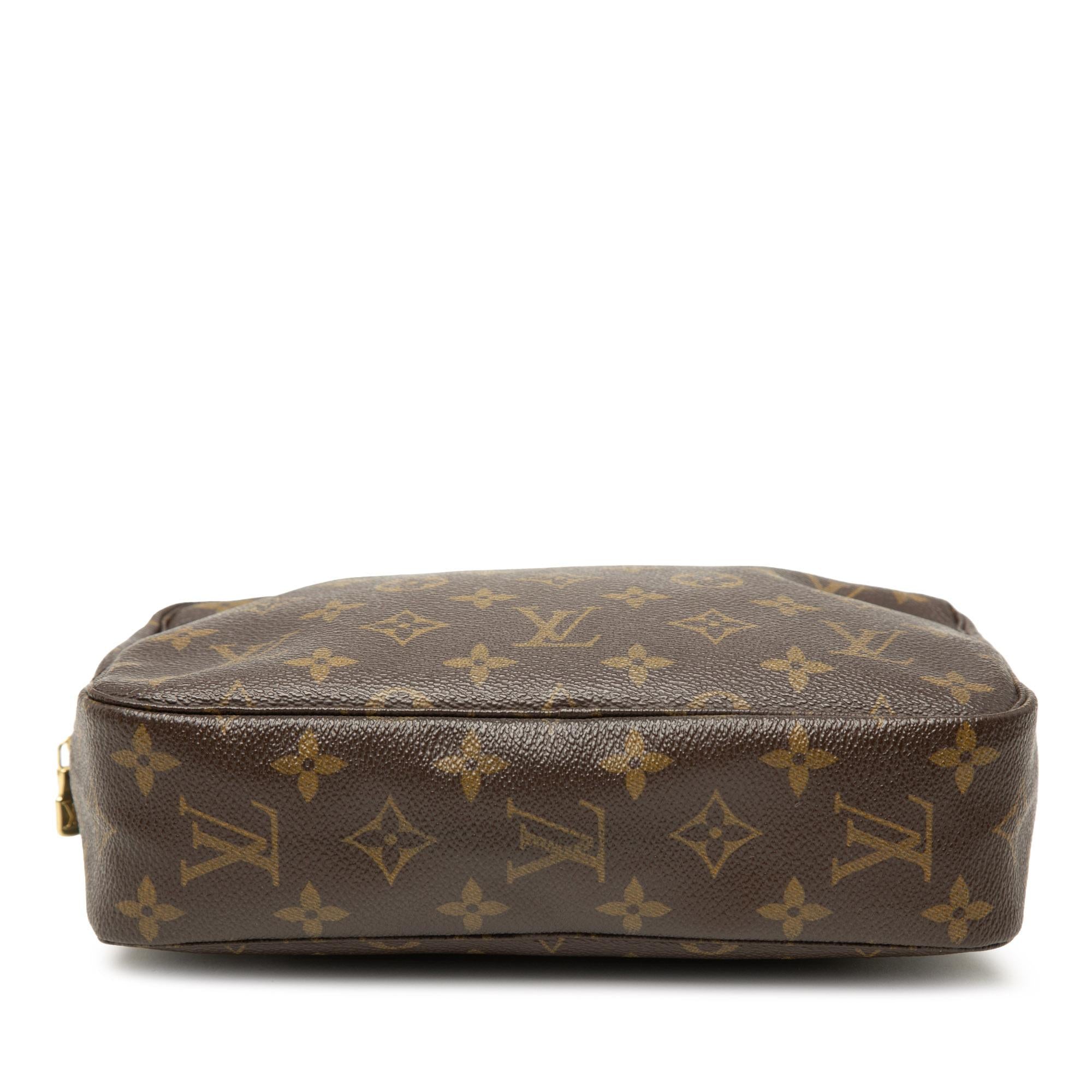 Louis Vuitton Monogram Trousse Toilette 23