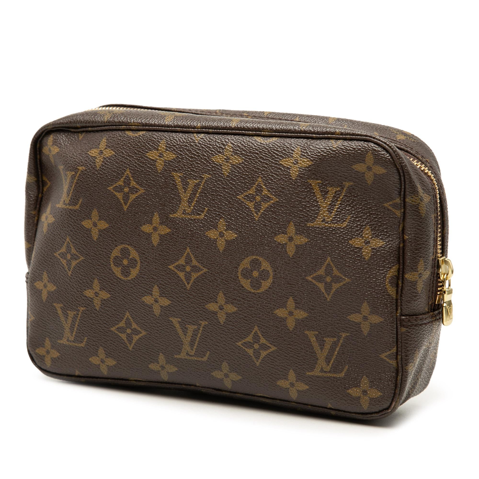 Louis Vuitton Monogram Trousse Toilette 23