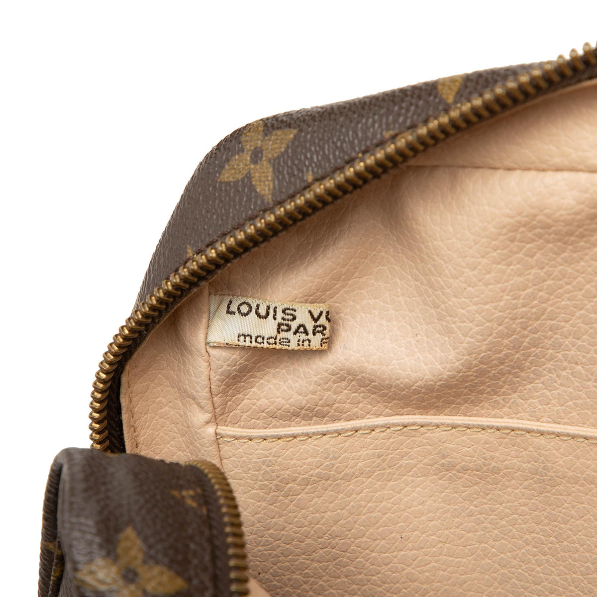 Louis Vuitton Monogram Trousse Toilette 23