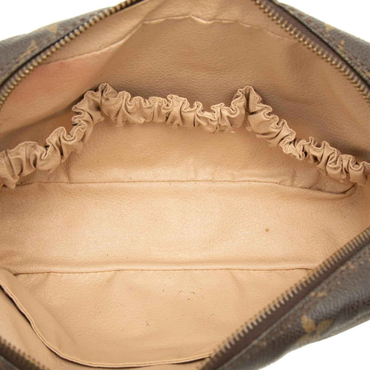 Louis Vuitton Monogram Trousse Toilette 23
