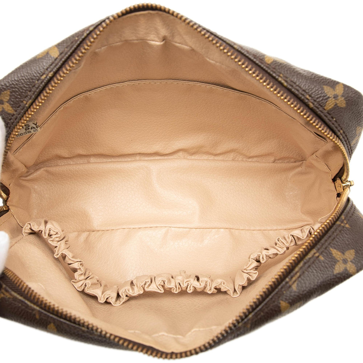 Louis Vuitton Monogram Trousse Toilette 23