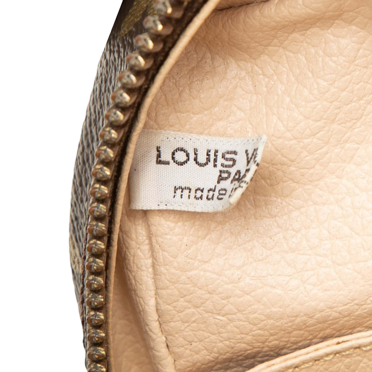 Louis Vuitton Monogram Trousse Toilette 23