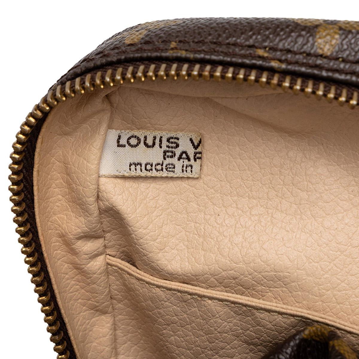 Louis Vuitton Monogram Trousse Toilette 23