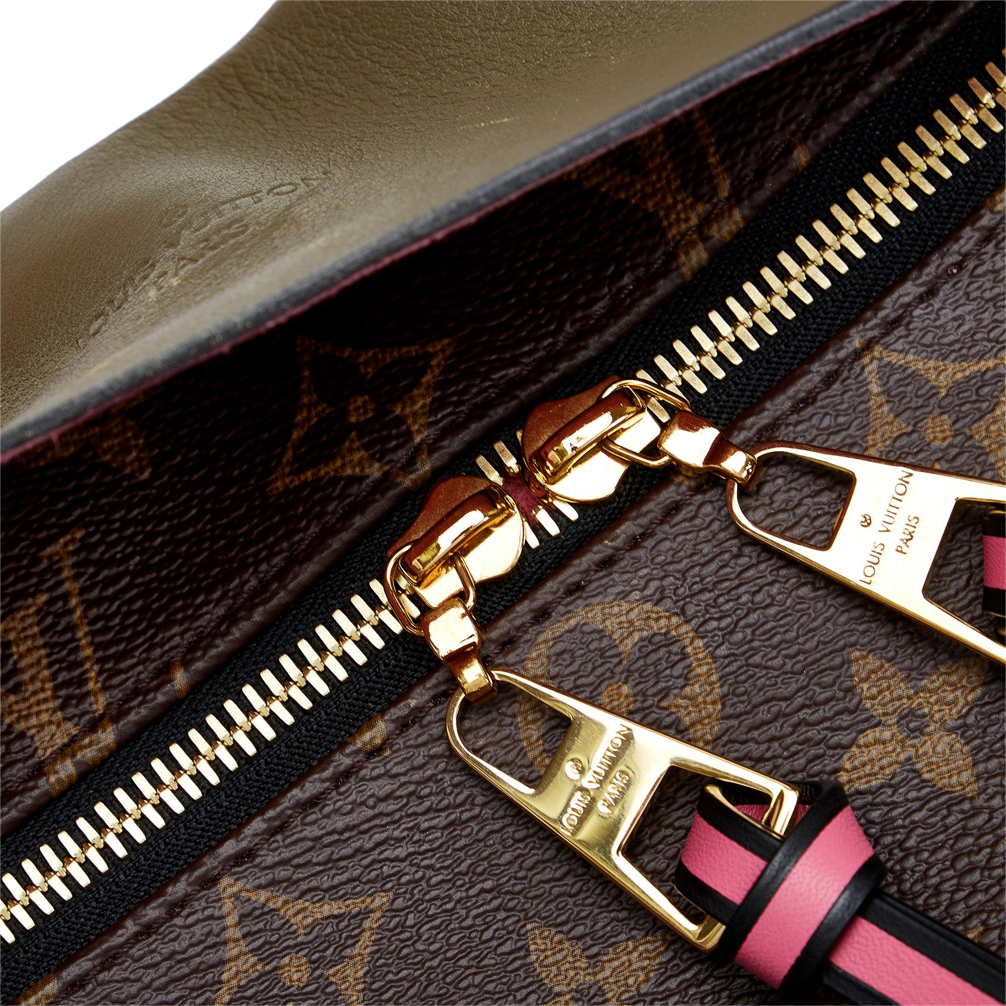 Louis Vuitton Monogram Tuileries Besace (SHG-olXGmG)