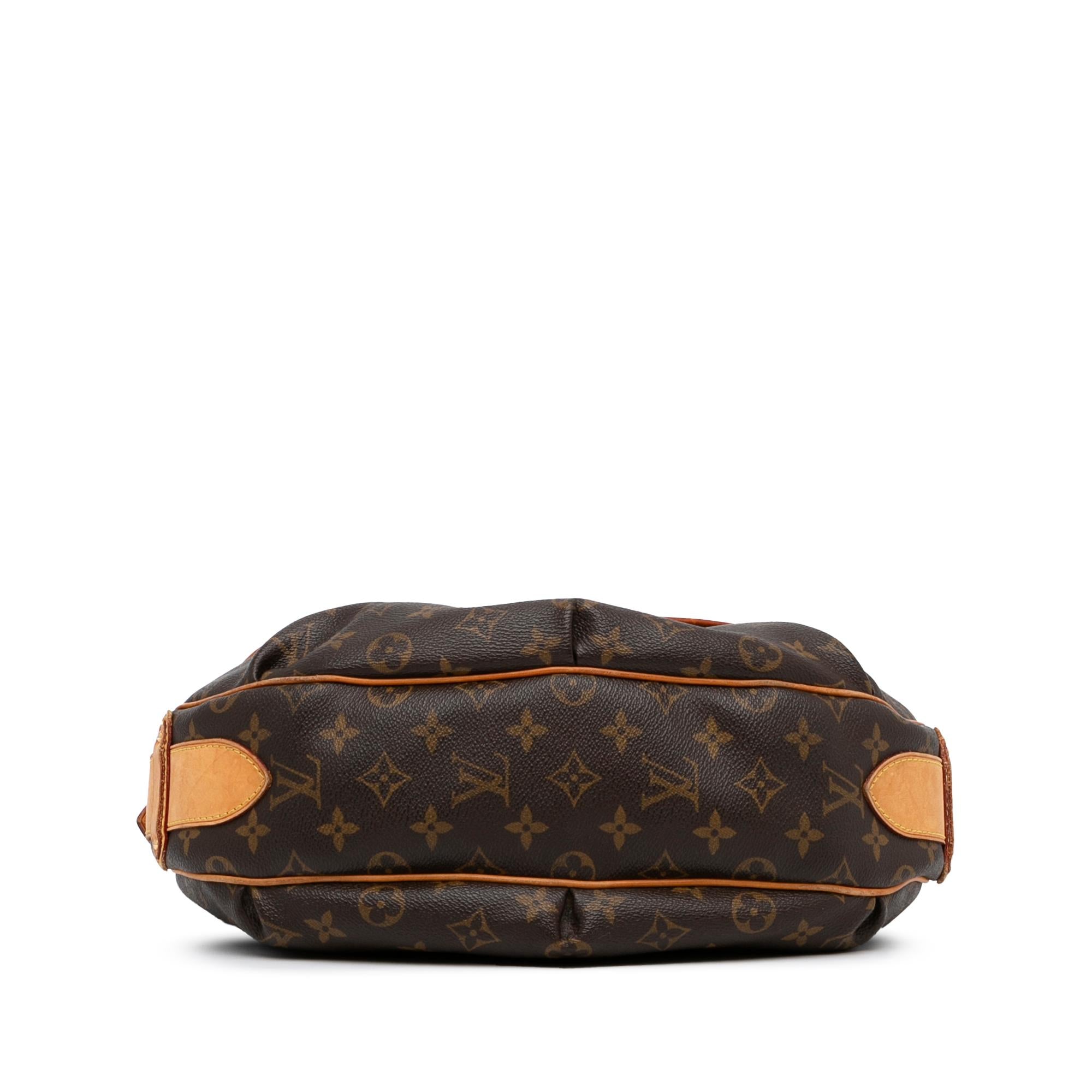 Louis Vuitton Monogram Tulum GM (SHG-OiL40M)