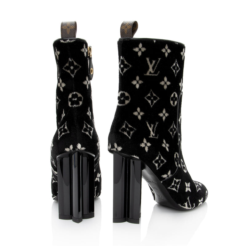 Louis Vuitton Monogram Velvet Silhouette Ankle Boots - Size 7.5 / 37.5 –  LuxeDH