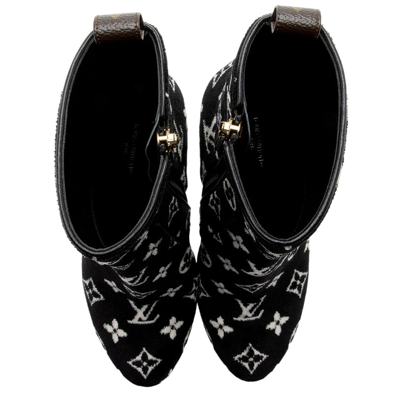 Louis Vuitton Monogram Velvet Silhouette Ankle Boots - Size 7.5 / 37.5 –  LuxeDH