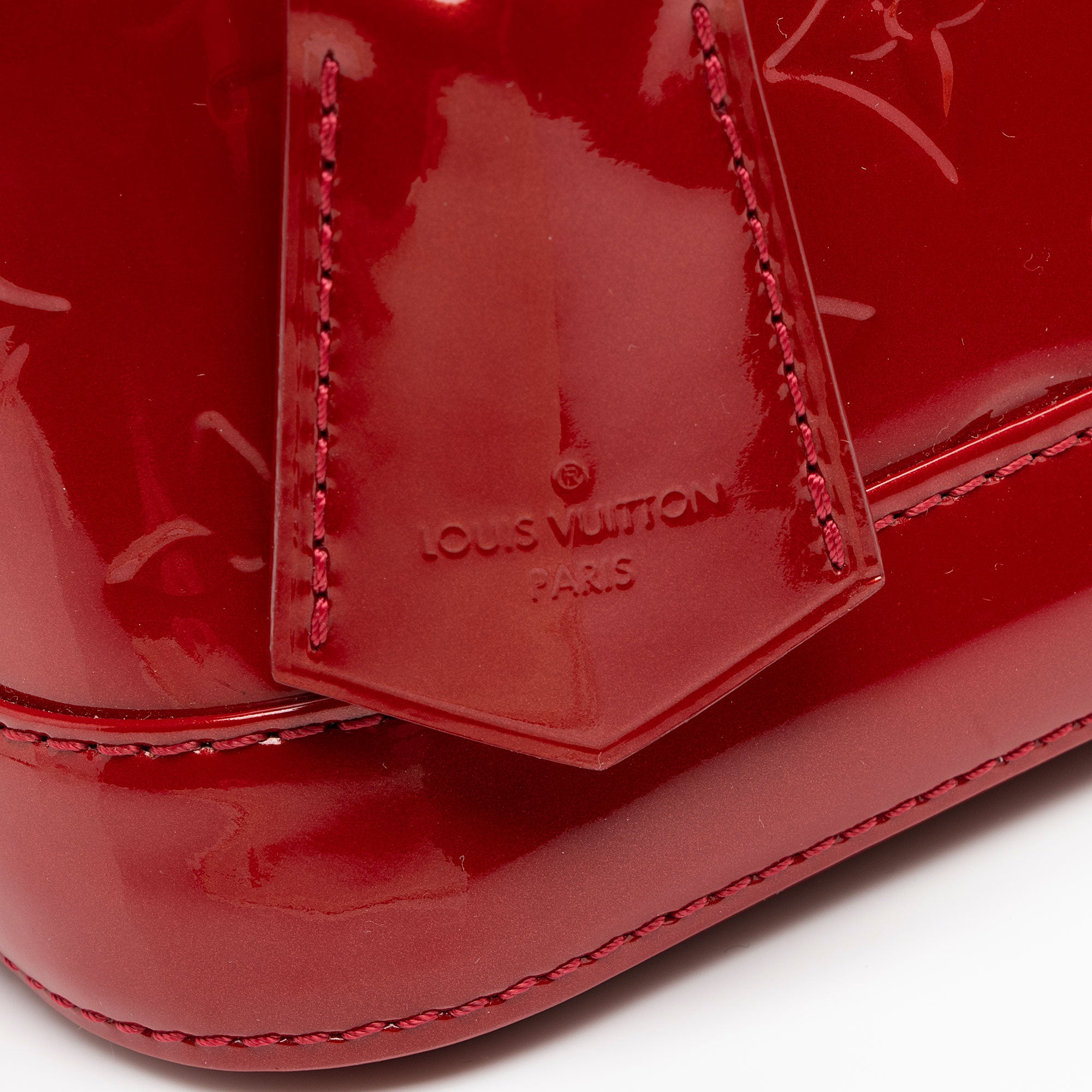 Louis Vuitton Monogram Vernis Alma BB Satchel (SHF-vVmwfj)