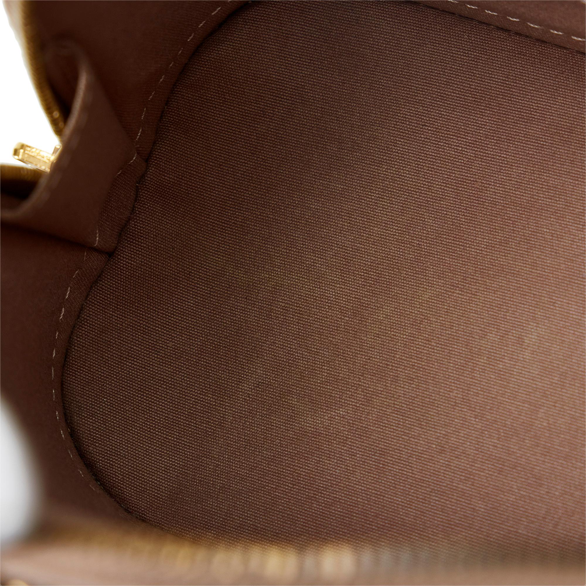 Louis Vuitton Monogram Vernis Alma BB (SHG-zw2oA4)