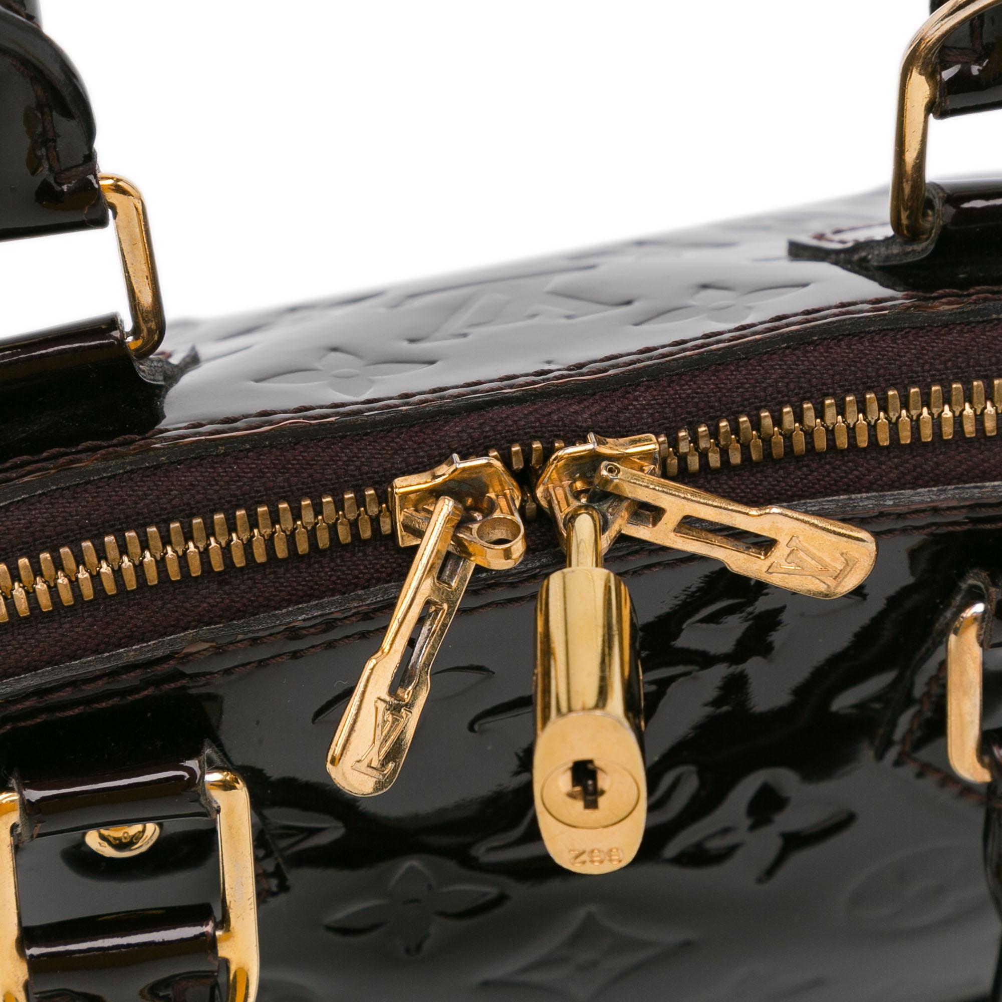 Louis Vuitton Monogram Vernis Alma BB (SHG-0xIoL6)