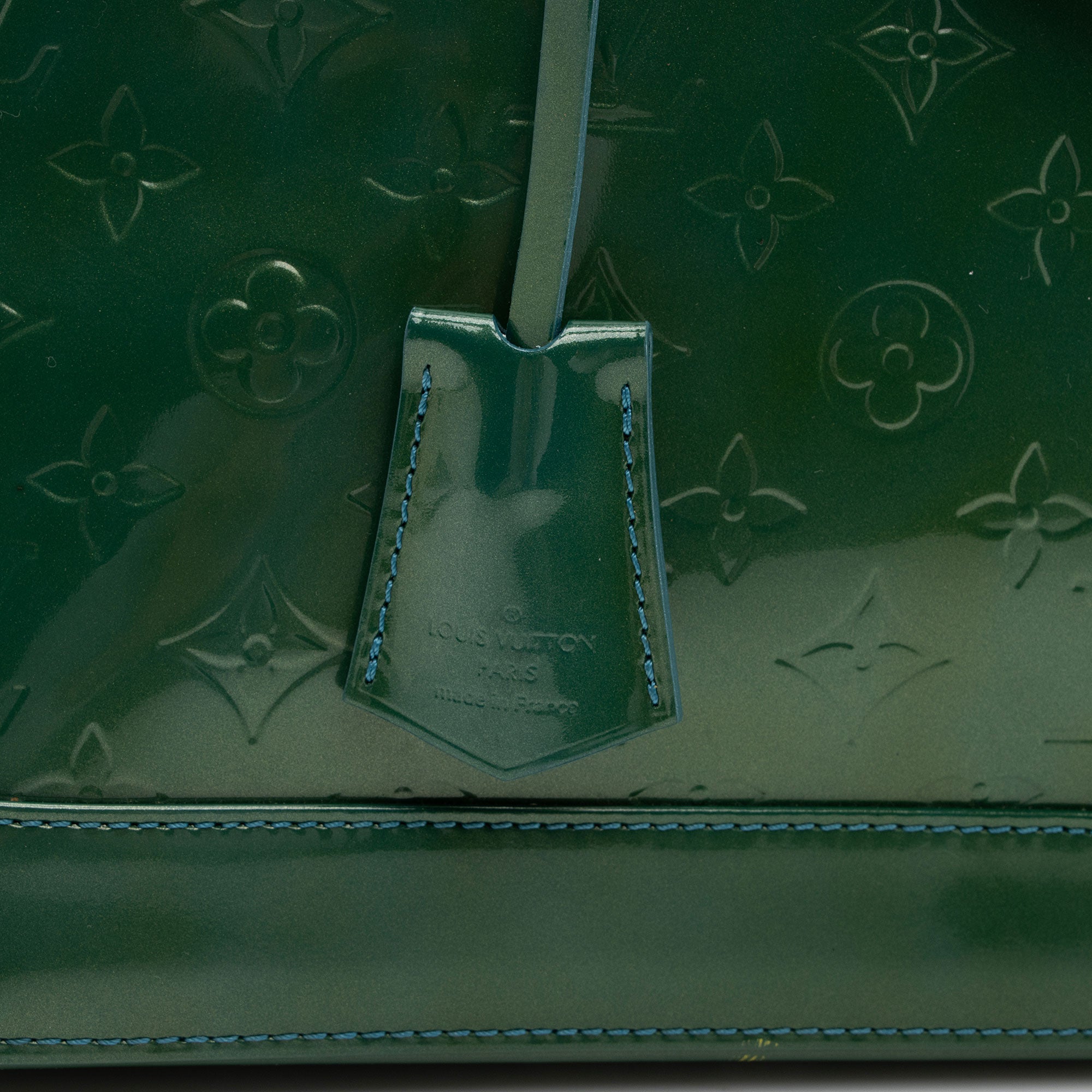 Louis Vuitton Monogram Vernis Alma GM Satchel (SHF-Z4HtXk)