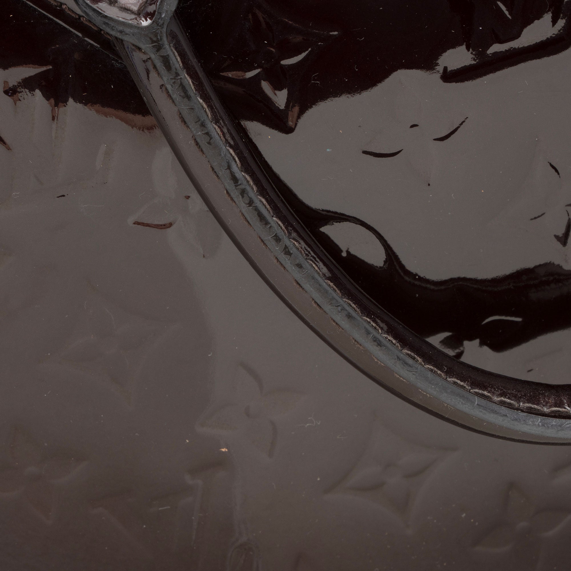 Louis Vuitton Monogram Vernis Alma GM Satchel (SHF-K55Nxm)