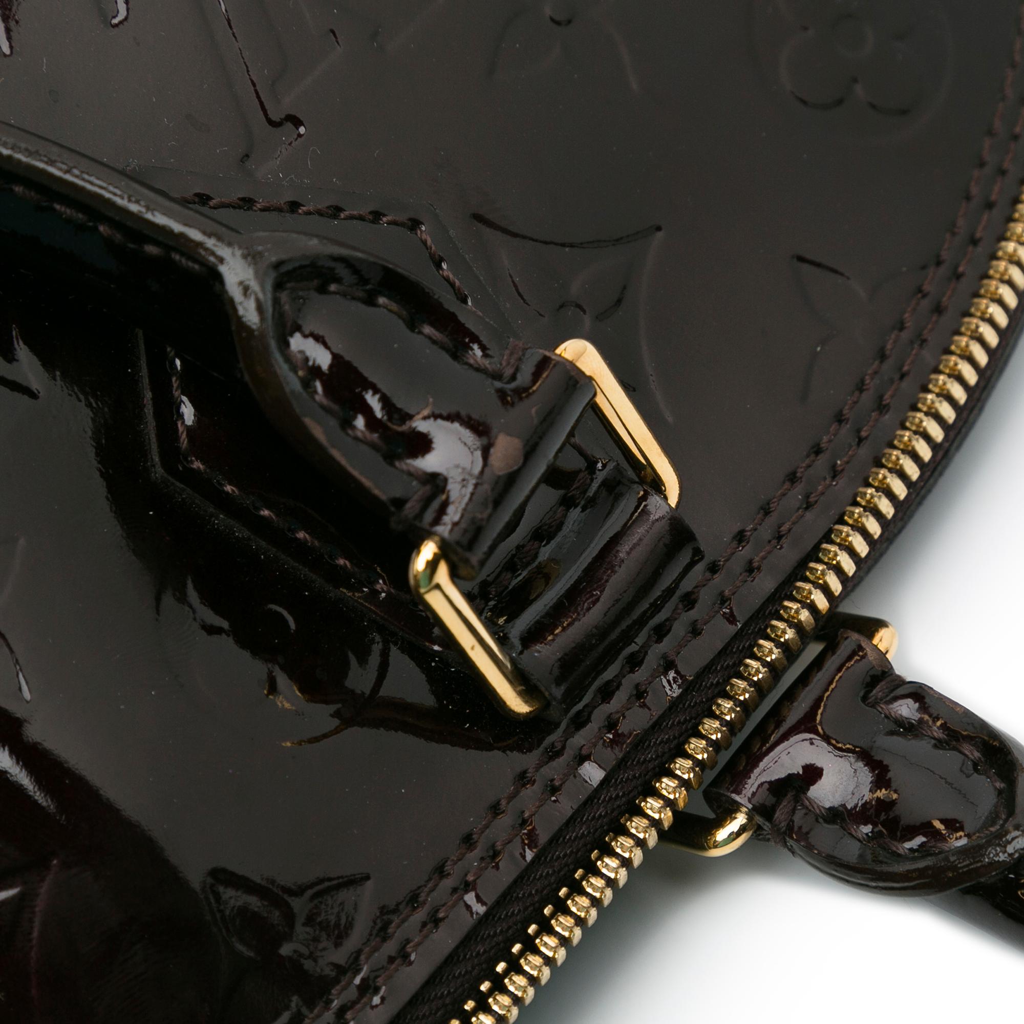 Louis Vuitton Monogram Vernis Alma GM (SHG-VQDbIb)