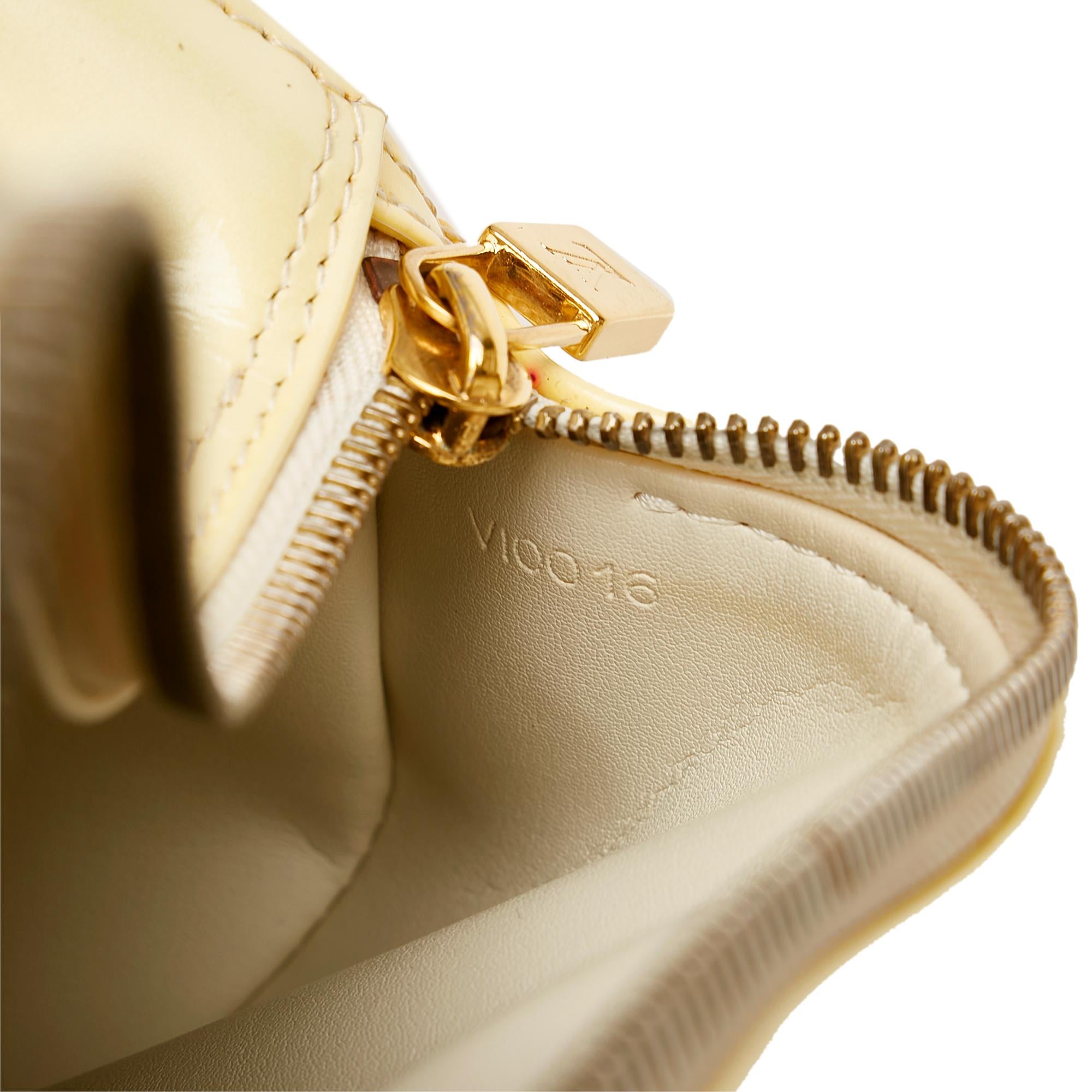 Louis Vuitton Monogram Vernis Bedford (SHG-vRjIts)