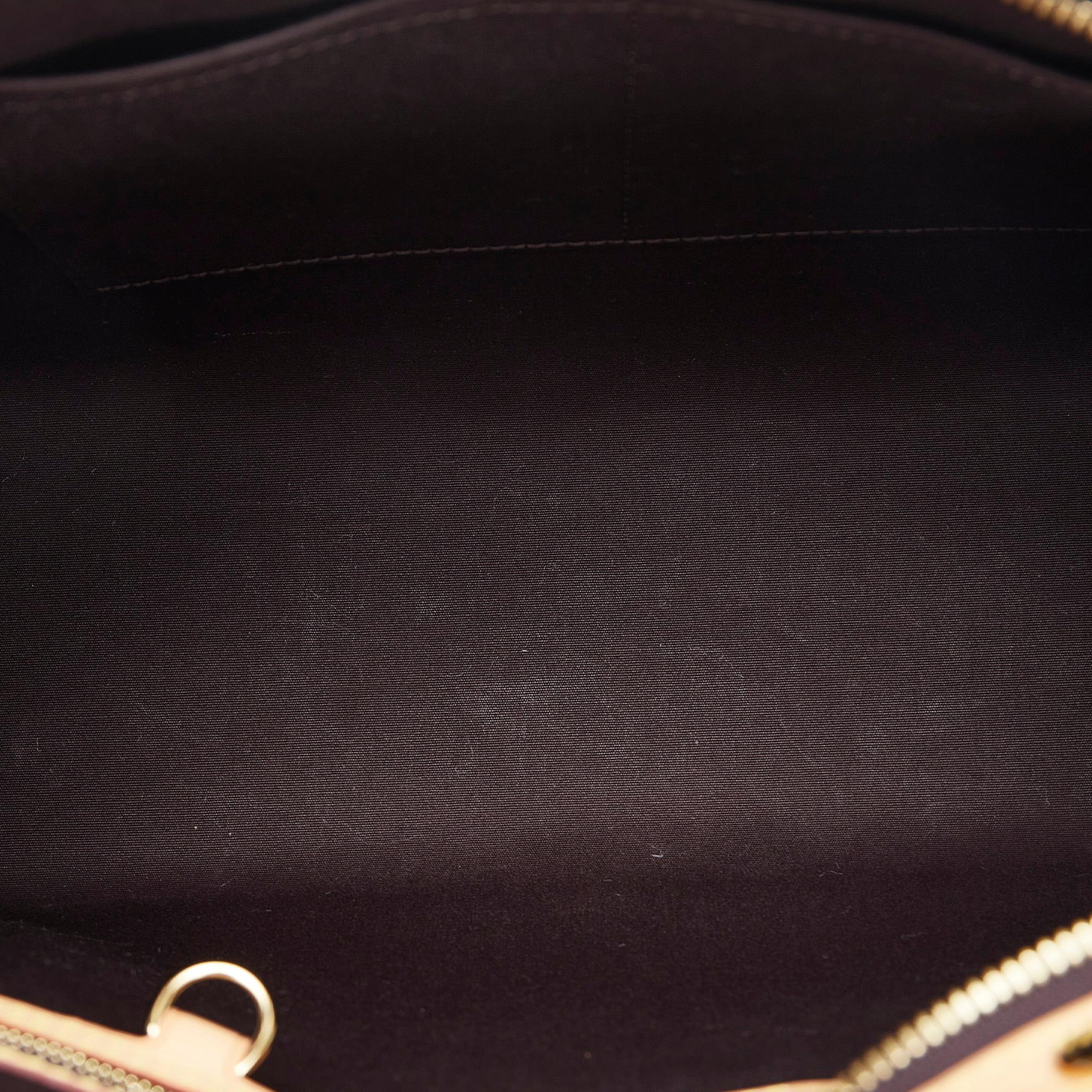 Louis Vuitton Monogram Vernis Brea MM (SHG-mhzUxd)