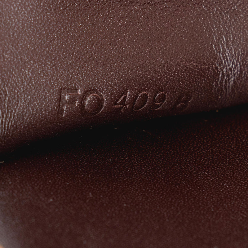Louis Vuitton Monogram Vernis Heart Coin Wallet (SHF-vWbz8g) – LuxeDH