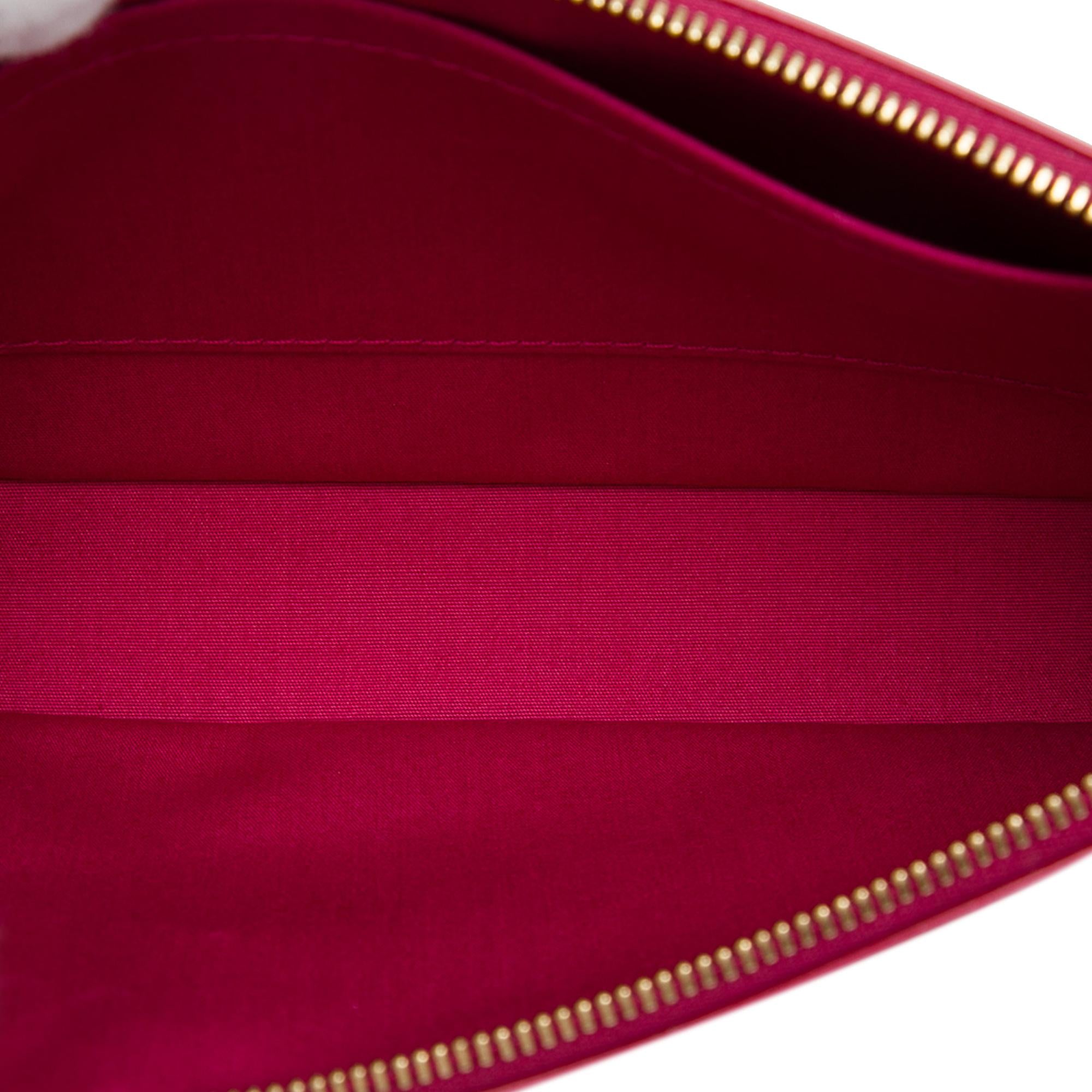 Louis Vuitton Monogram Vernis Pochette Accessoires