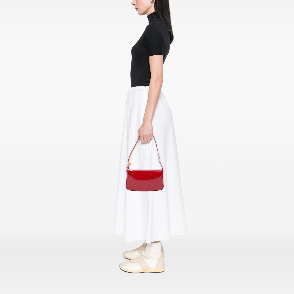 Louis Vuitton Monogram Vernis Pochette Accessoires