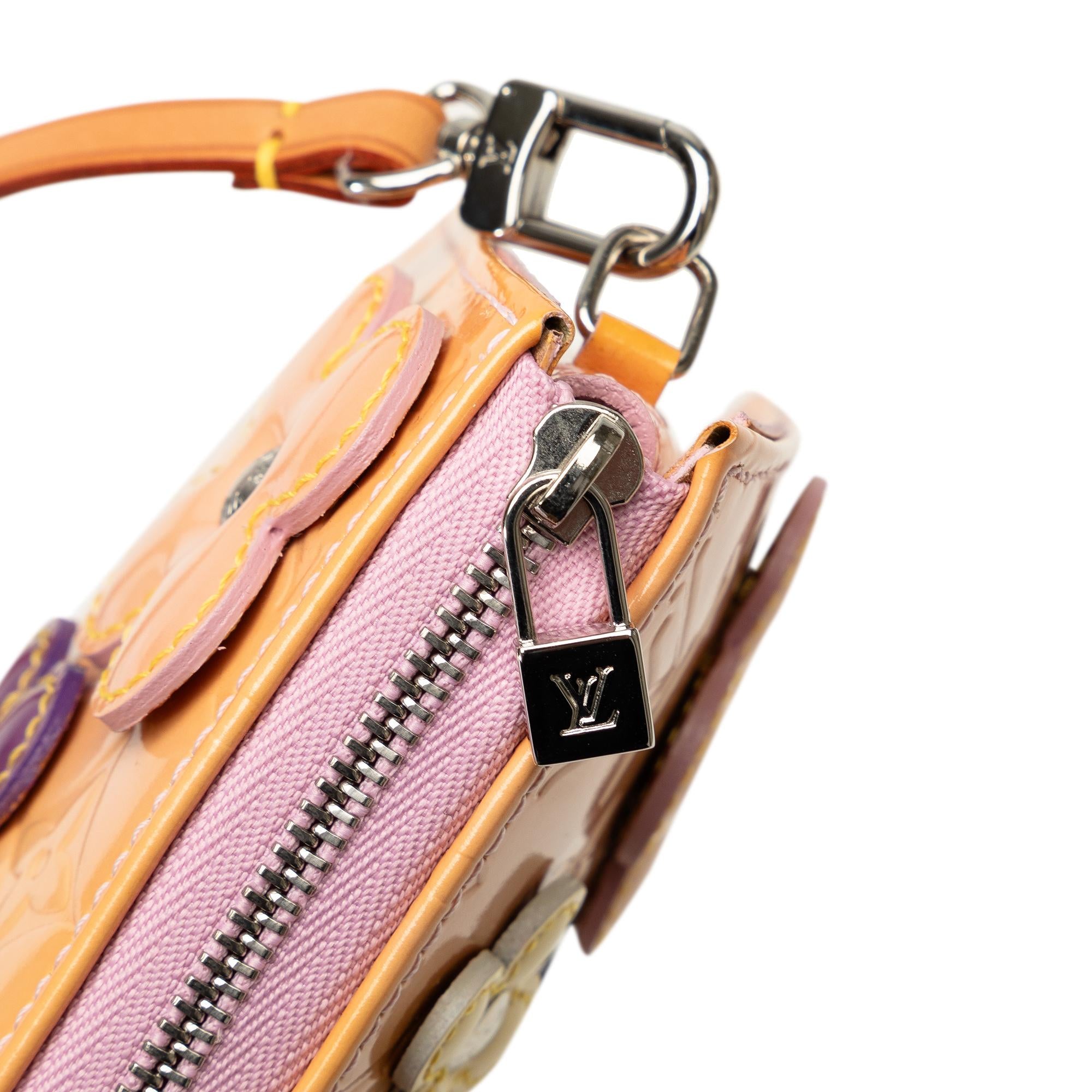 Louis Vuitton Monogram Vernis Pochette Lexington Fleurs (SHG-tlDU5h)