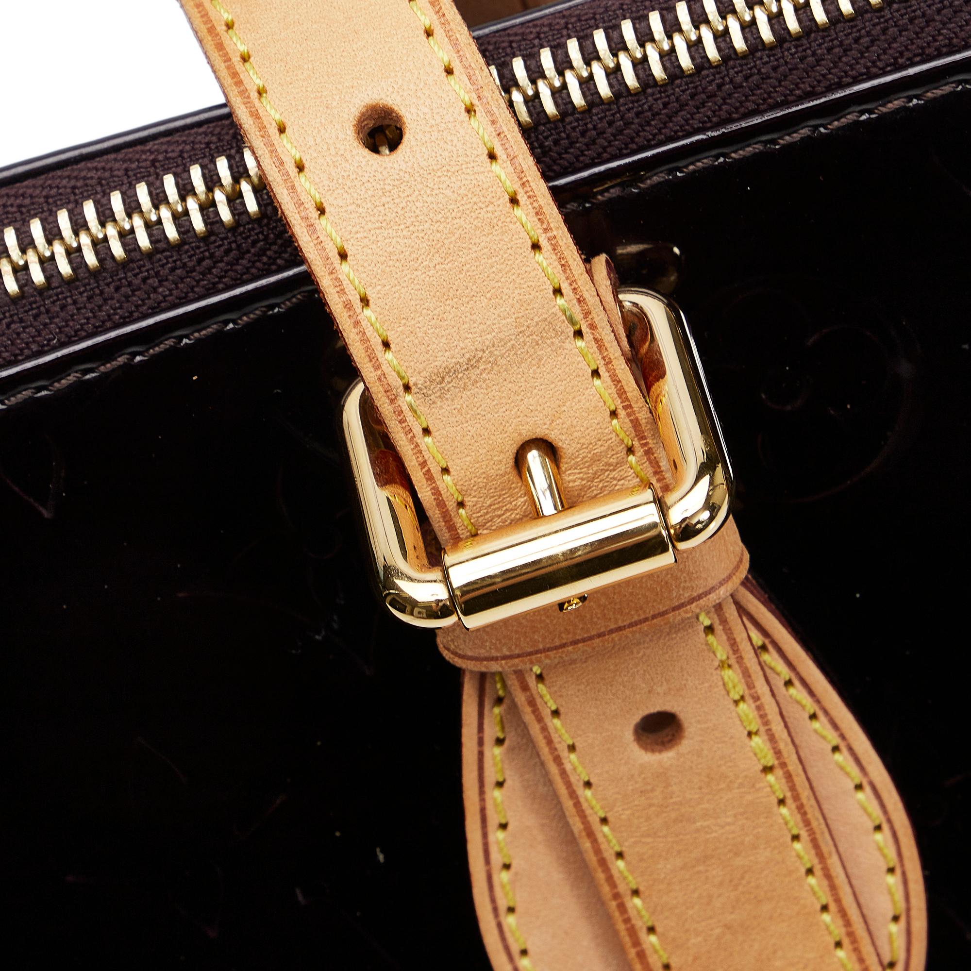 Louis Vuitton Monogram Vernis Rosewood Avenue (SHG-rzrS0M)