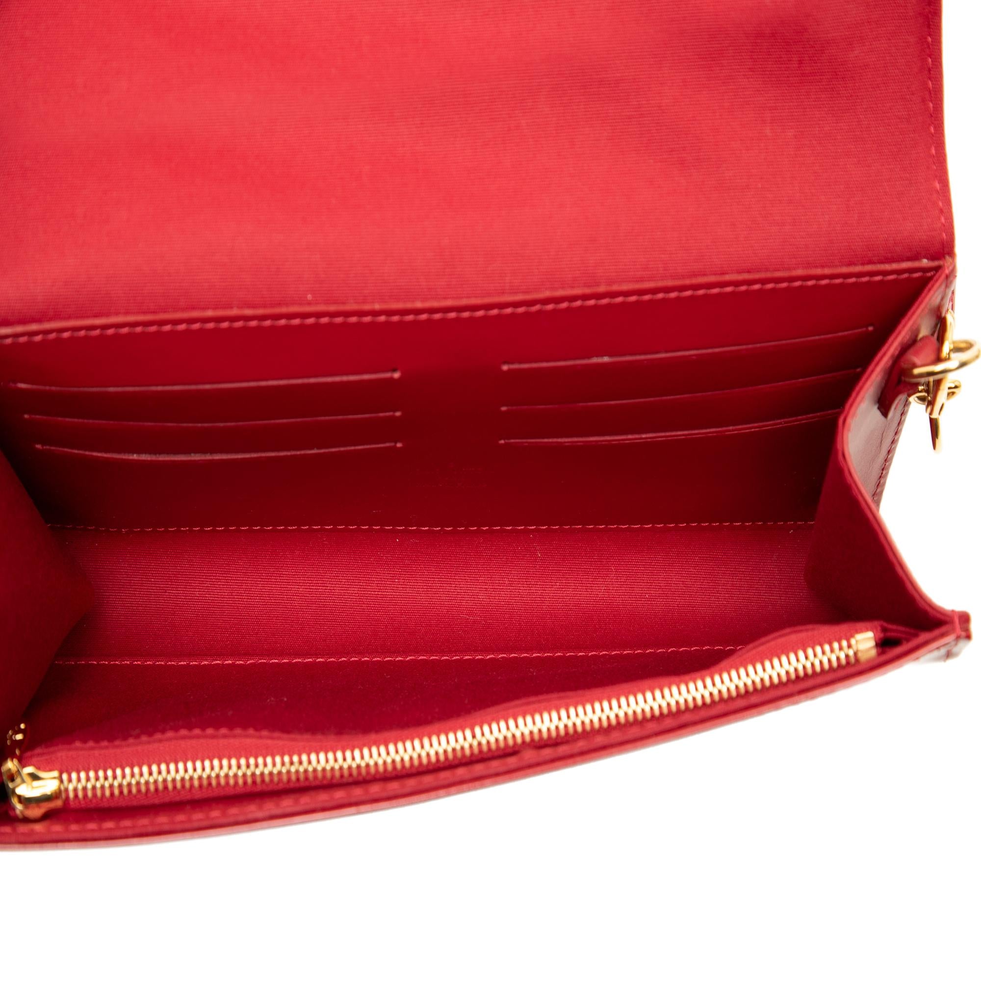 Louis Vuitton Monogram Vernis Rossmore MM