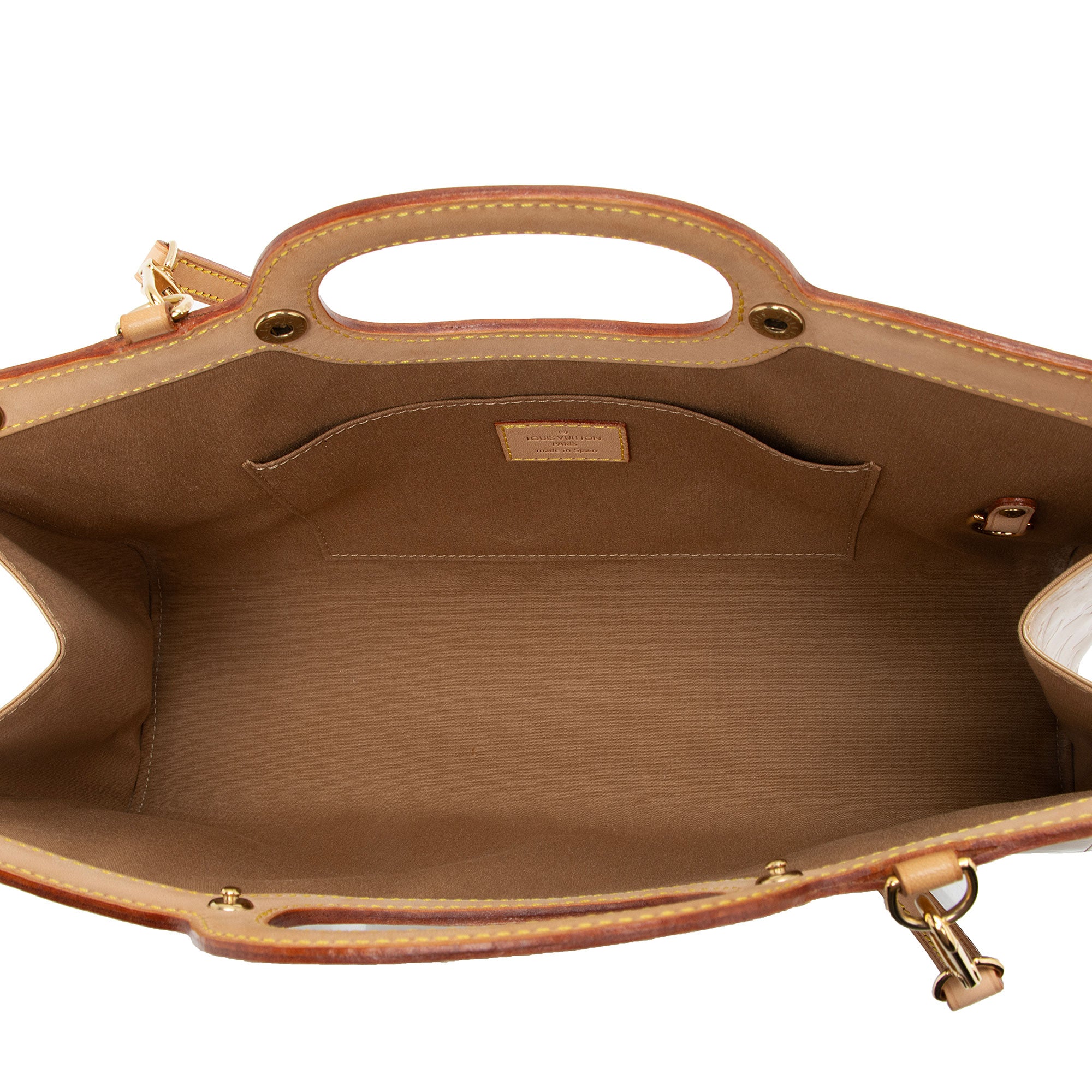 Louis Vuitton Monogram Vernis Roxbury Drive Clutch (SHF-JTTZyc)