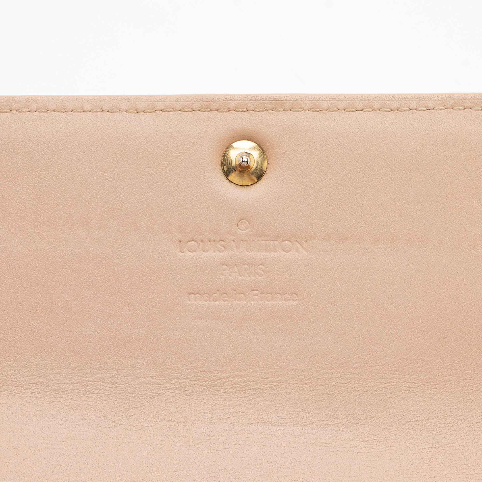 Louis Vuitton Monogram Vernis Sarah Wallet (SHF-56enYg)