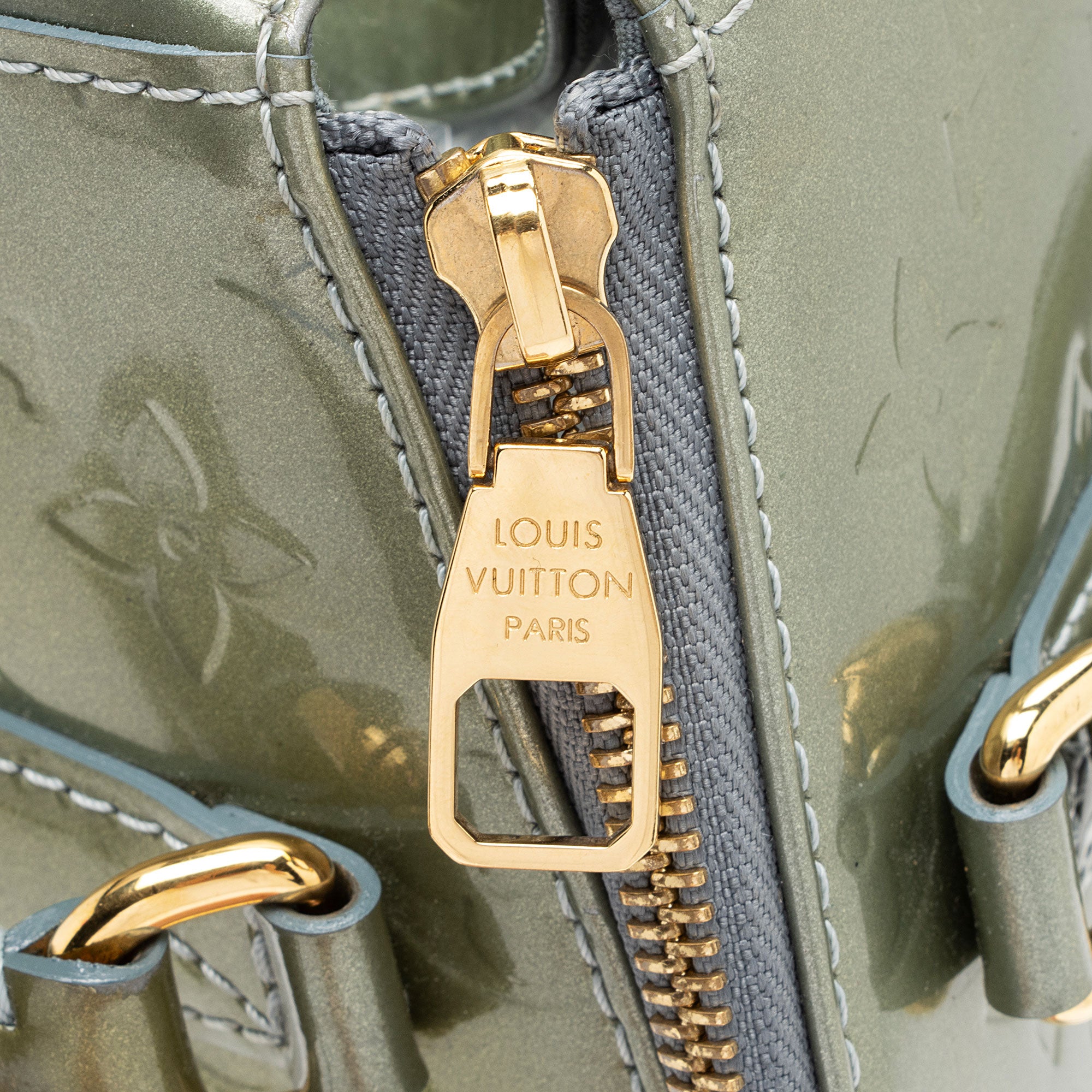 Louis Vuitton Monogram Vernis Sherwood PM Satchel (SHF-peT4Il)