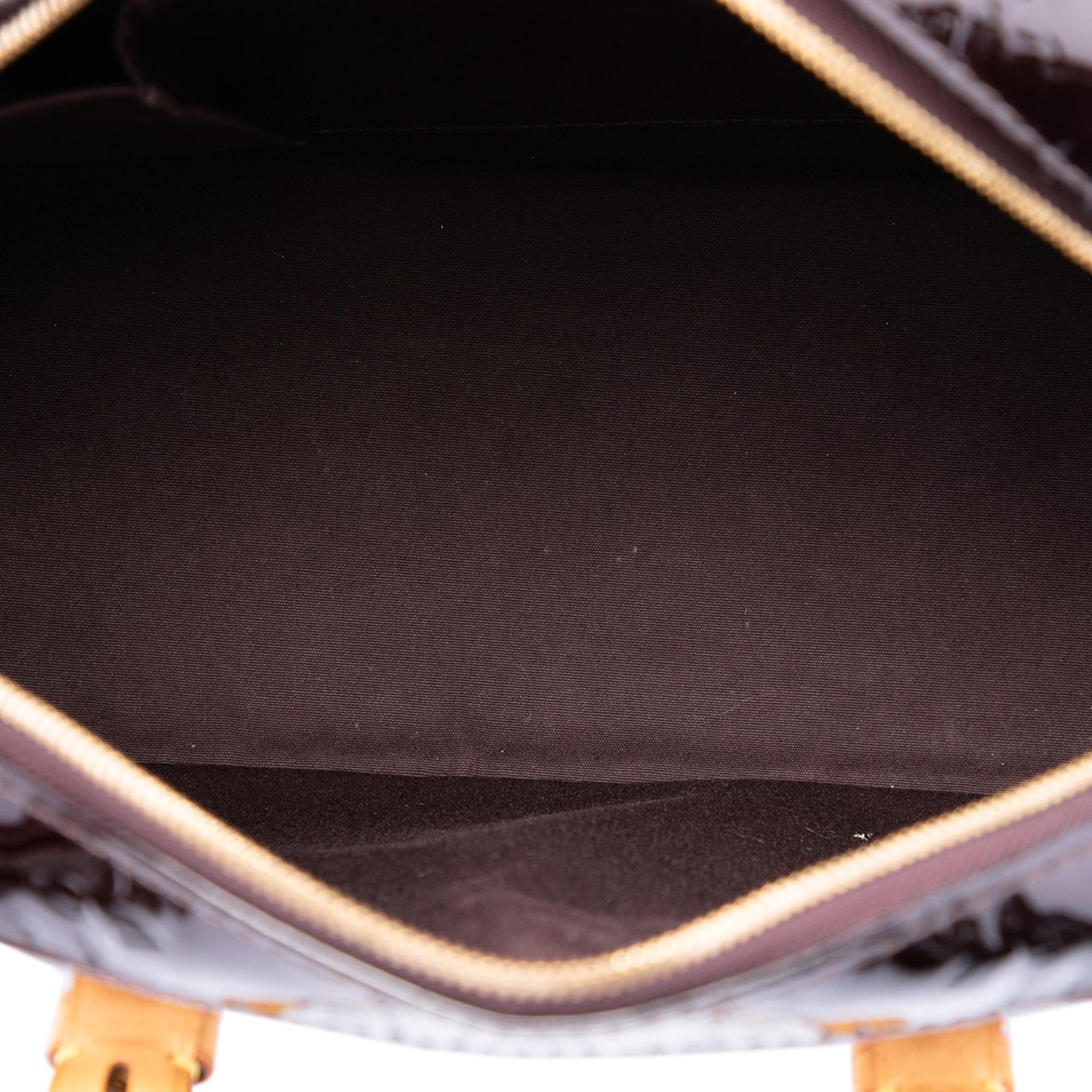 Louis Vuitton Monogram Vernis Summit Drive