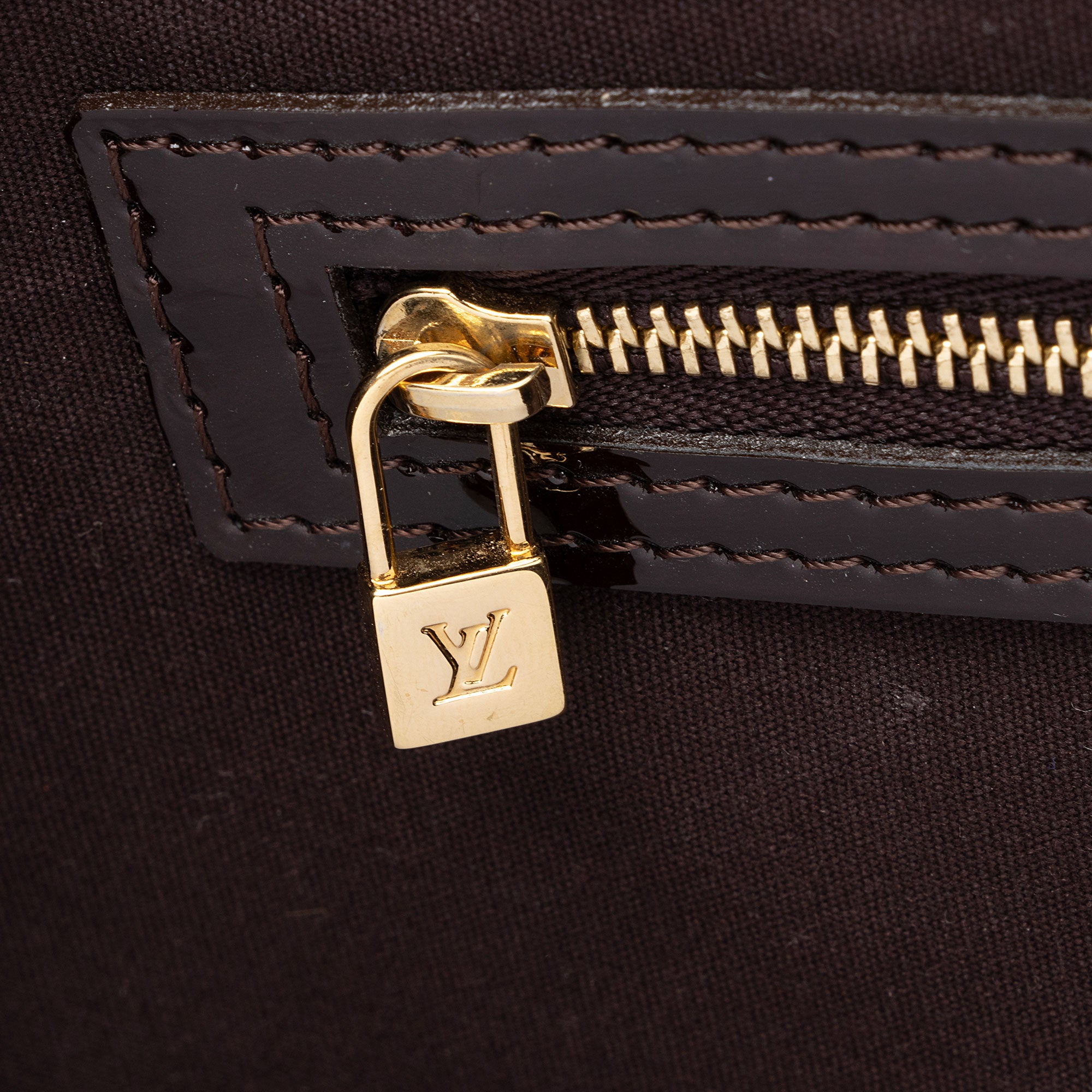 Louis Vuitton Monogram Vernis Wilshire GM Tote (SHF-CUjAND)