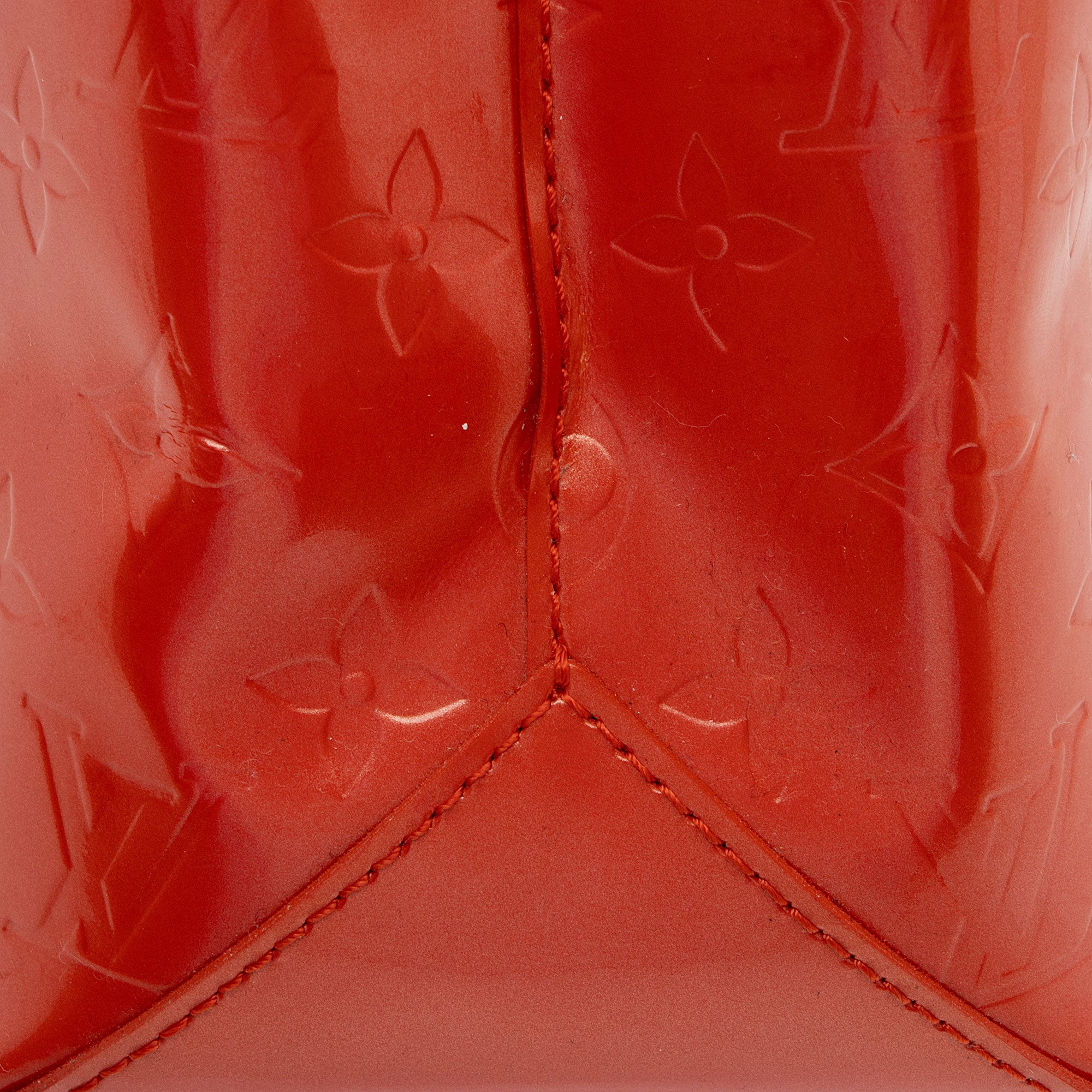 Louis Vuitton Monogram Vernis Wilshire PM Satchel (SHF-7MJQTZ)