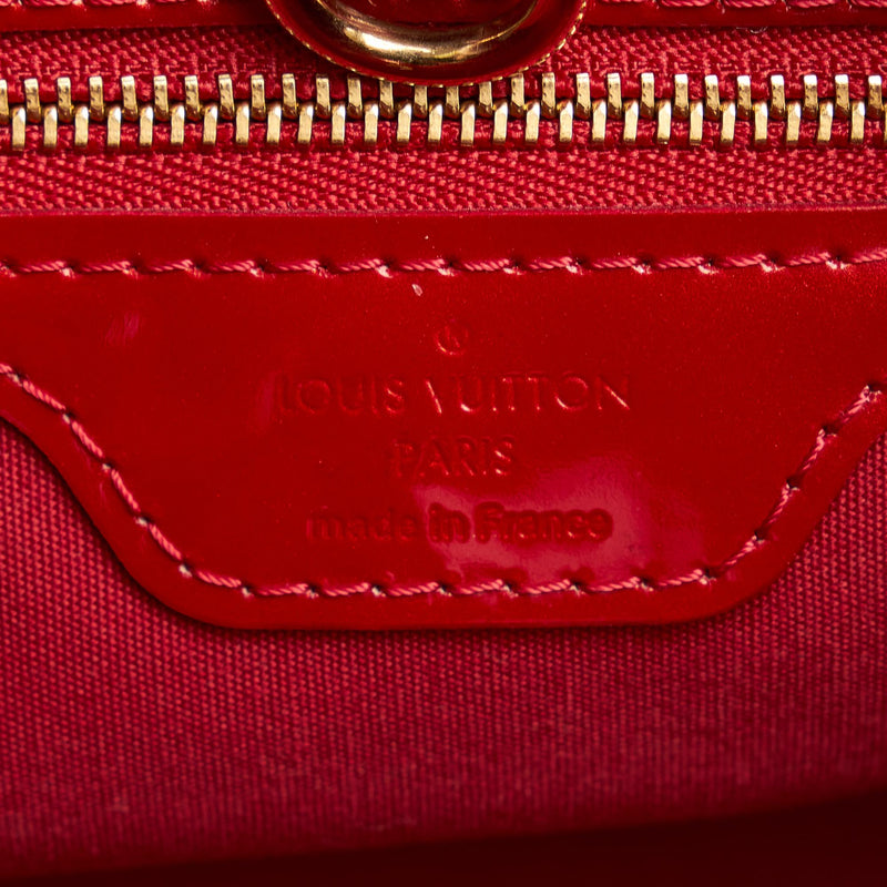 Louis Vuitton Monogram Vernis Wilshire PM (SHG-TRYAiY)