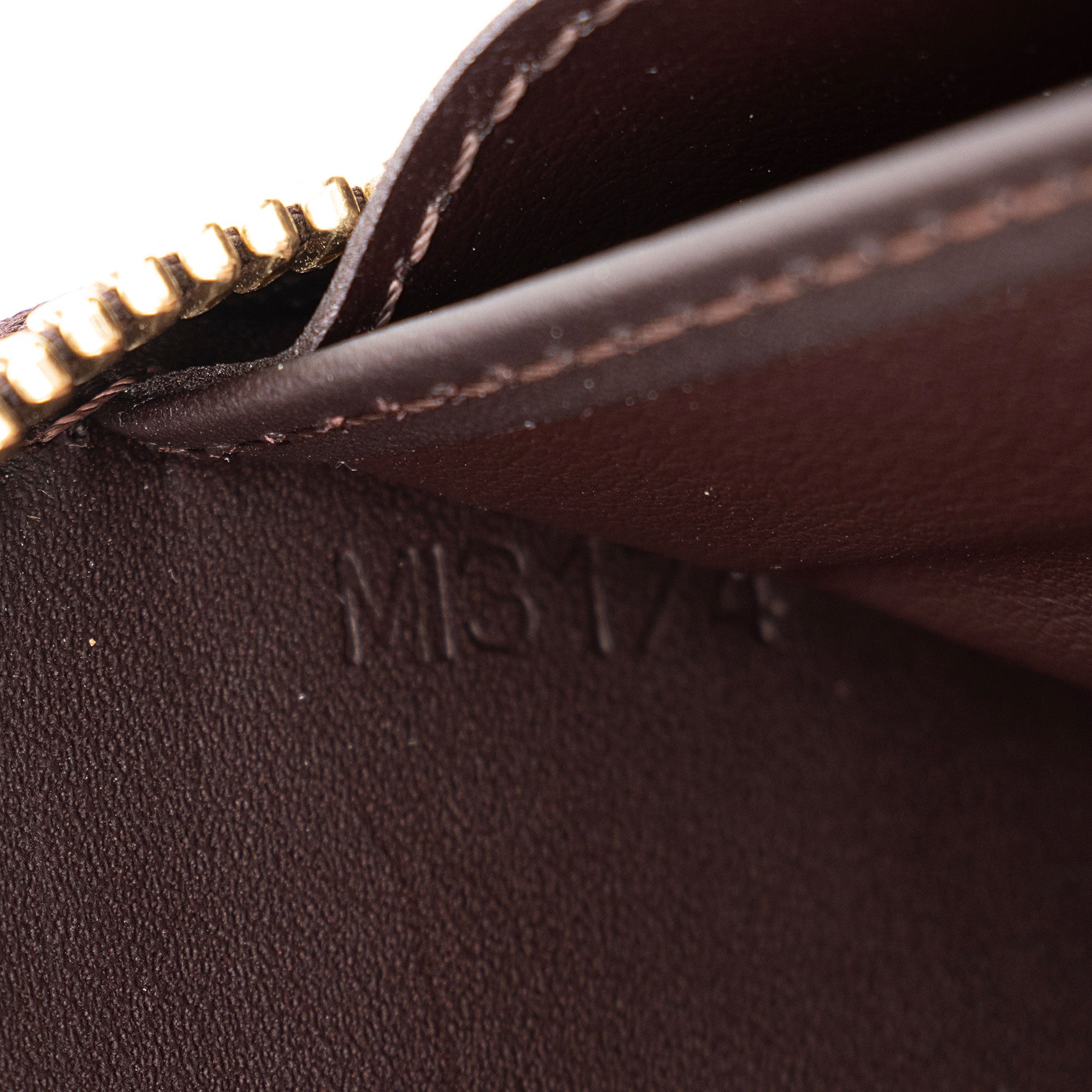 Louis Vuitton Monogram Vernis Zippy Wallet (SHF-n5wBvZ)