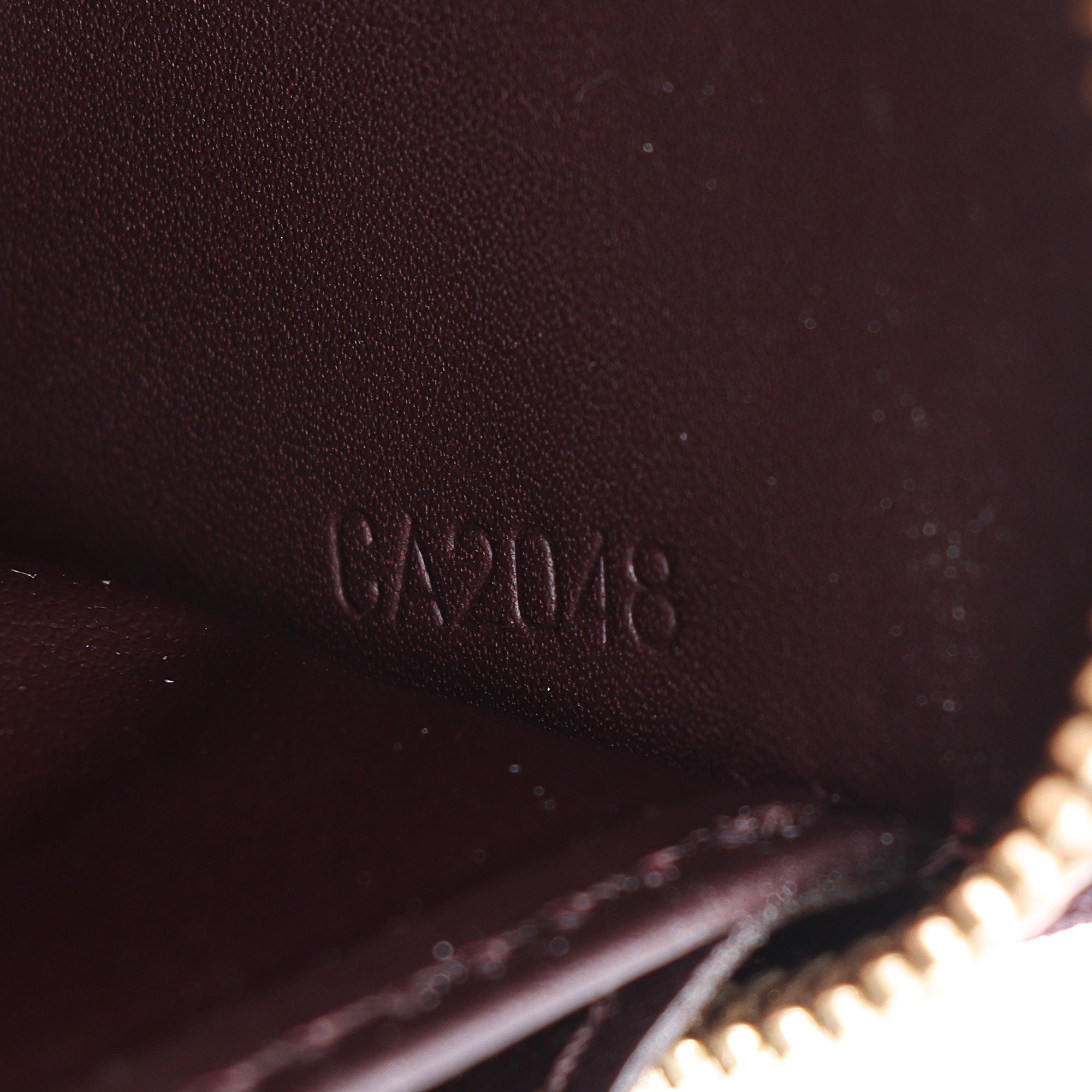 Louis Vuitton Monogram Vernis Zippy Wallet (SHF-2xxdbk)