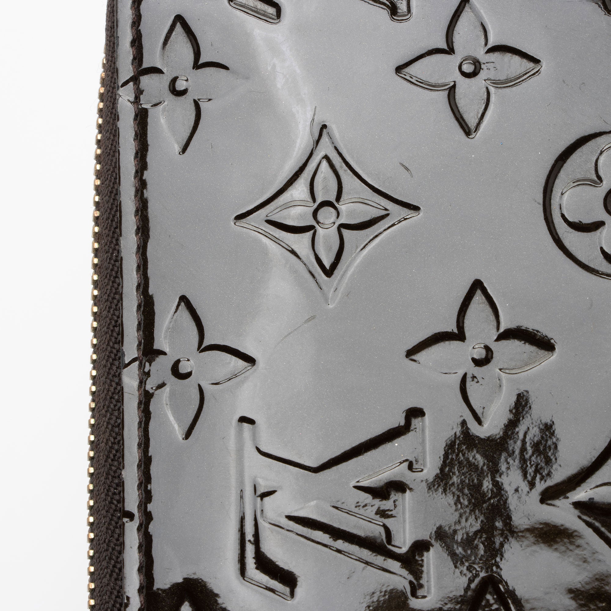 Louis Vuitton Monogram Vernis Zippy Wallet (SHF-O0VEBU)