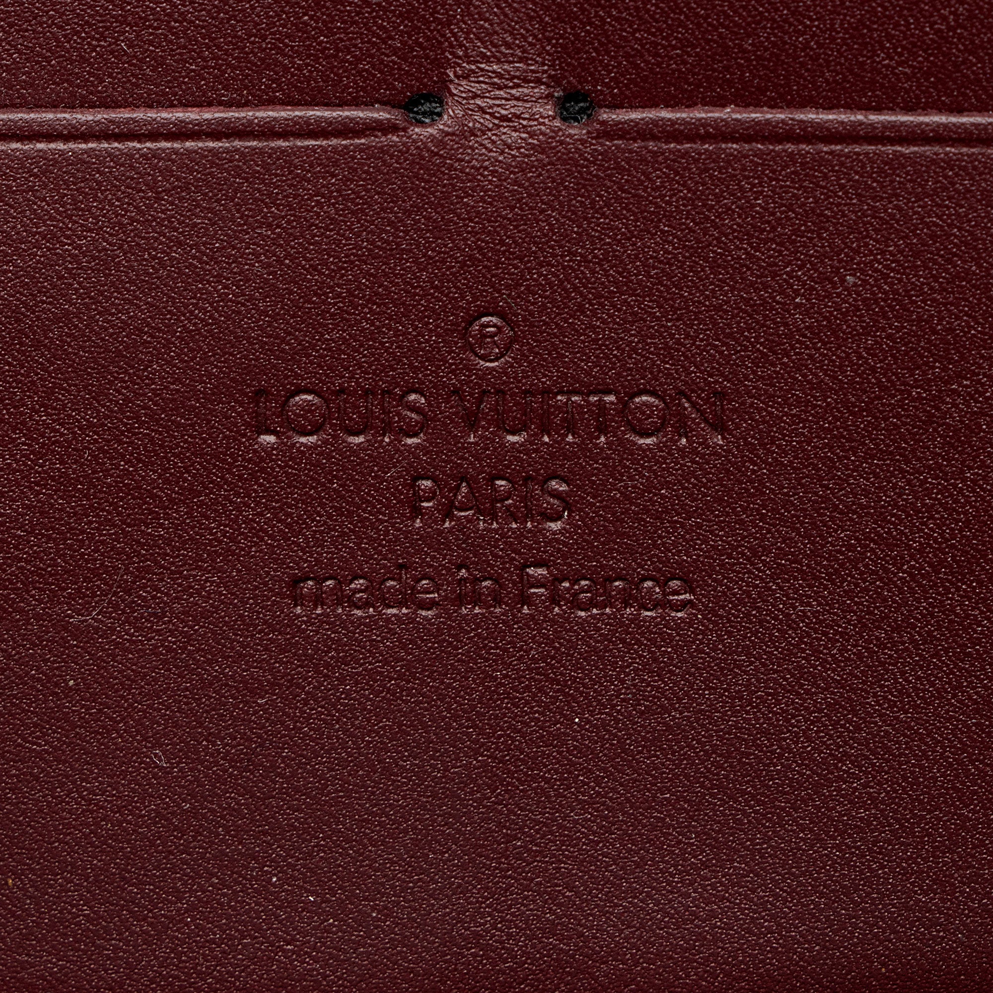Louis Vuitton Monogram Vernis Zippy Wallet (SHF-SHewWh)