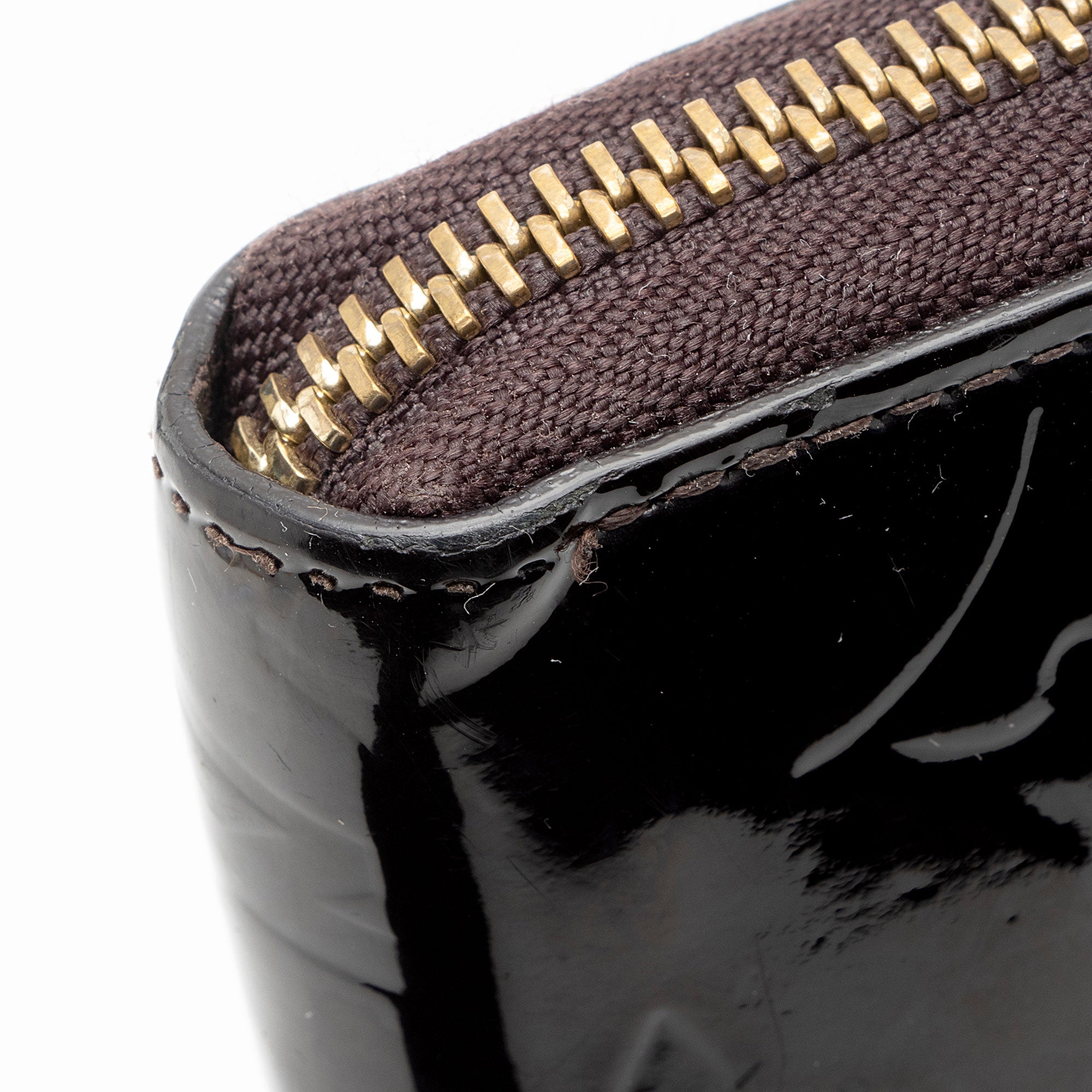 Louis Vuitton Monogram Vernis Zippy Wallet (SHF-0wPWNy)