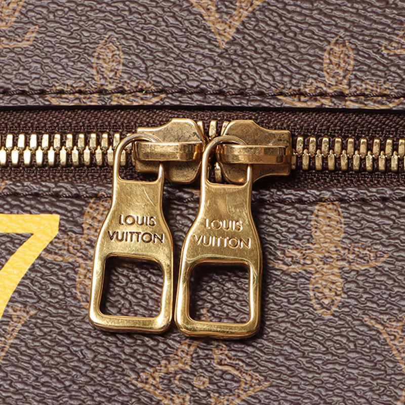 Louis Vuitton Monogram Vertical Box Trunk (SHG-aKatHl)