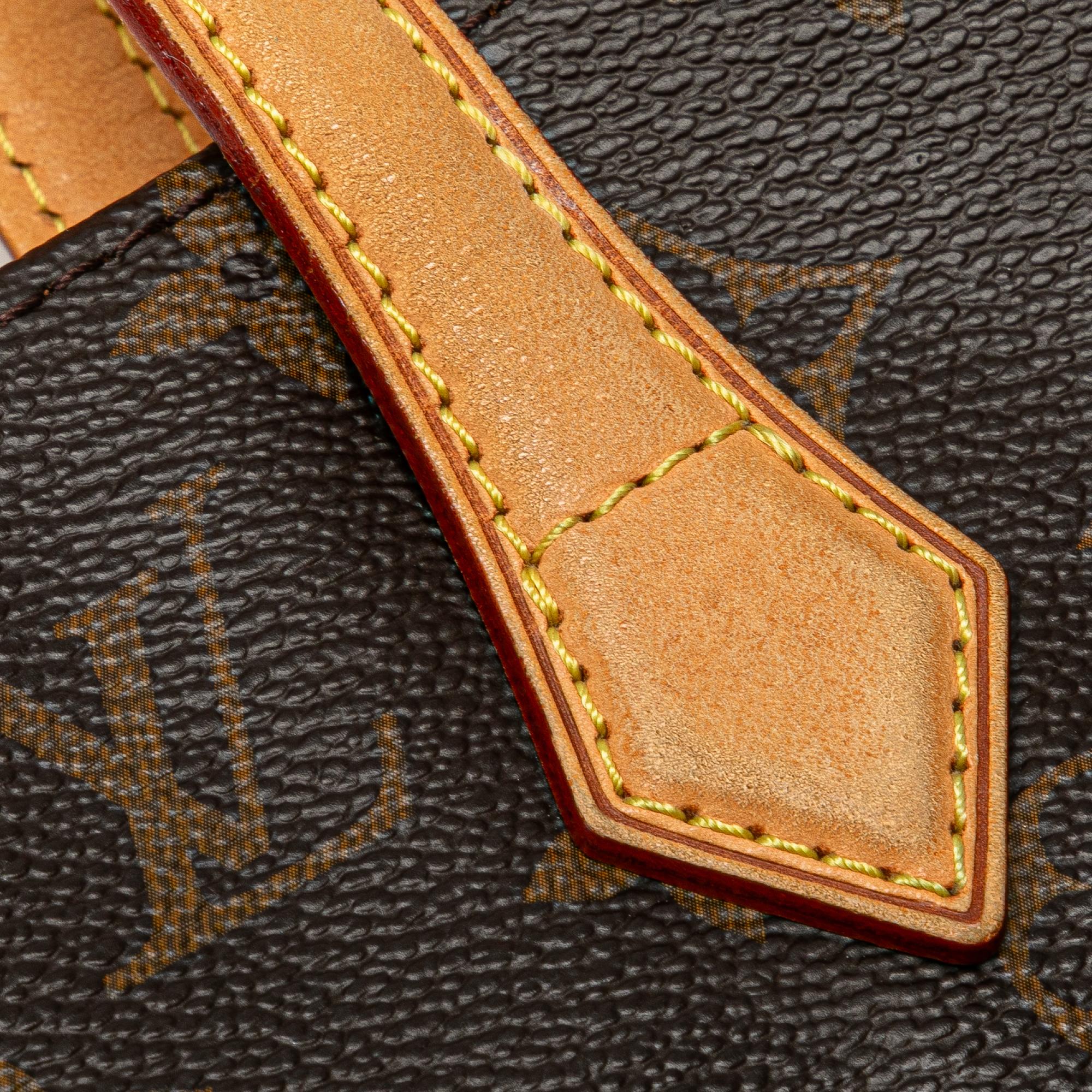 Louis Vuitton Monogram Wilshire MM (SHG-xqalYF)