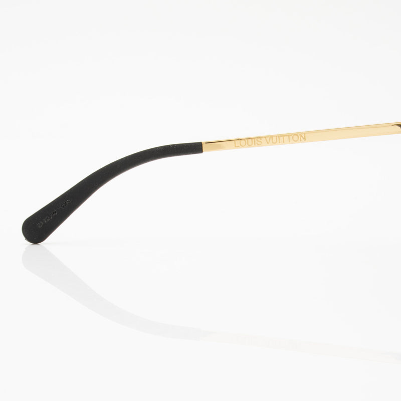Louis Vuitton Oversized Studded Sunglasses (SHF-PcVv8c)