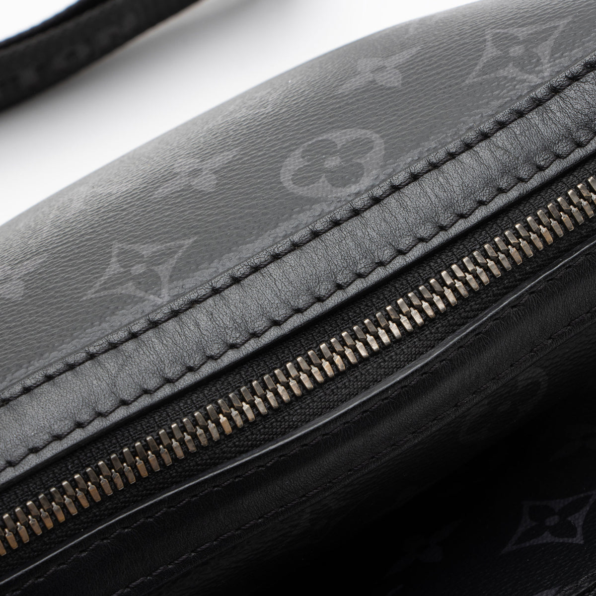 Louis Vuitton Reverse Monogram Eclipse Trio Messenger