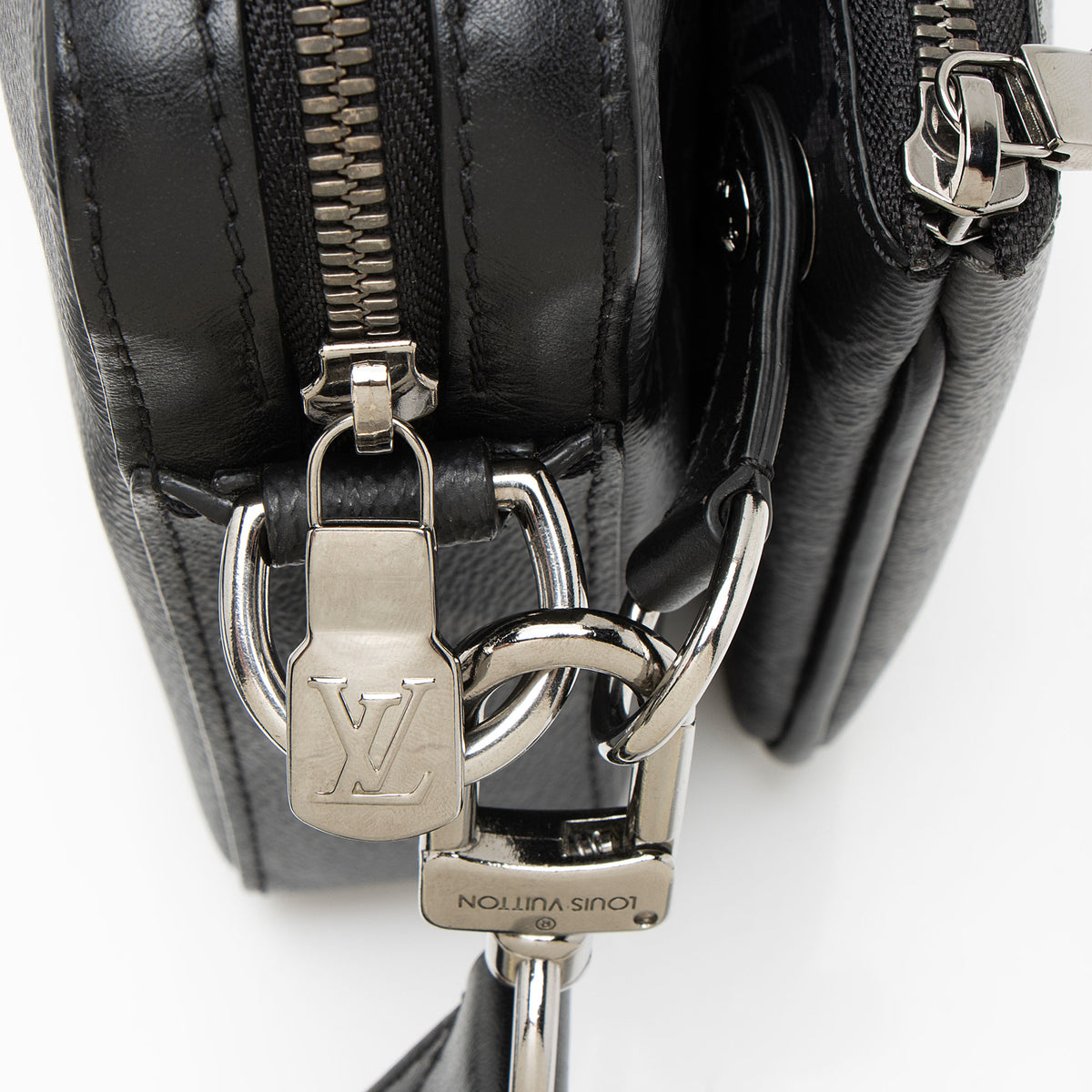 Louis Vuitton Reverse Monogram Eclipse Trio Messenger
