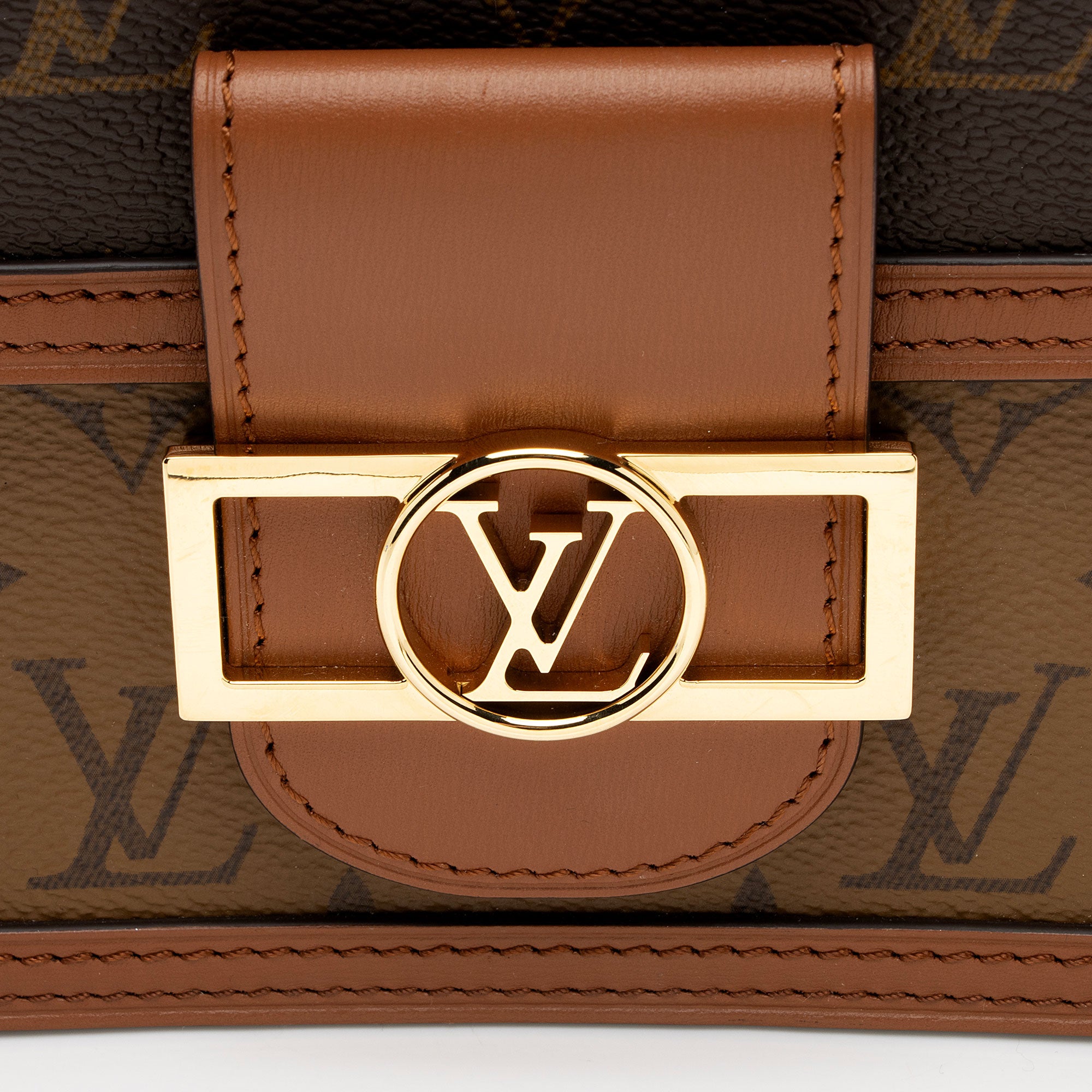 Louis Vuitton Reverse Monogram Mini Dauphine Shoulder Bag (SHF-5h8t07)