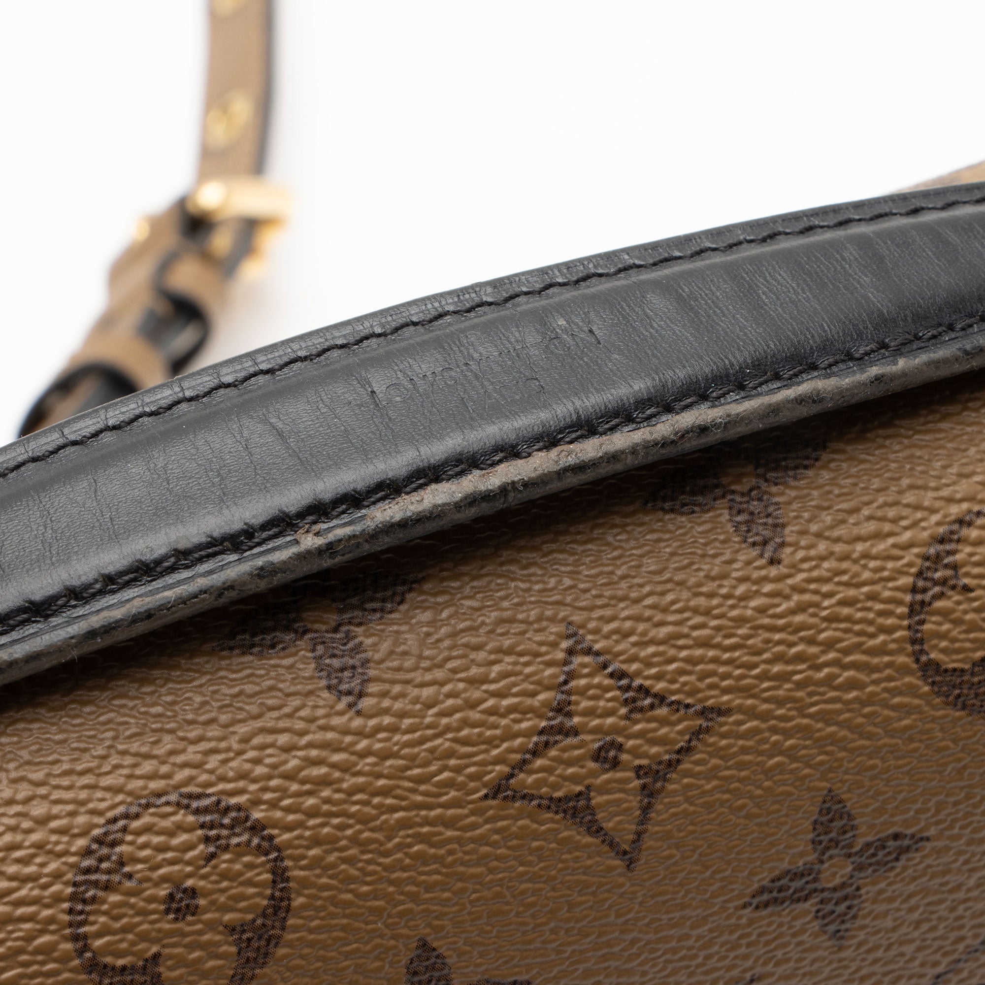 Louis Vuitton Reverse Monogram Pochette Metis Shoulder Bag - FINAL SALE (SHF-tj1cw4)