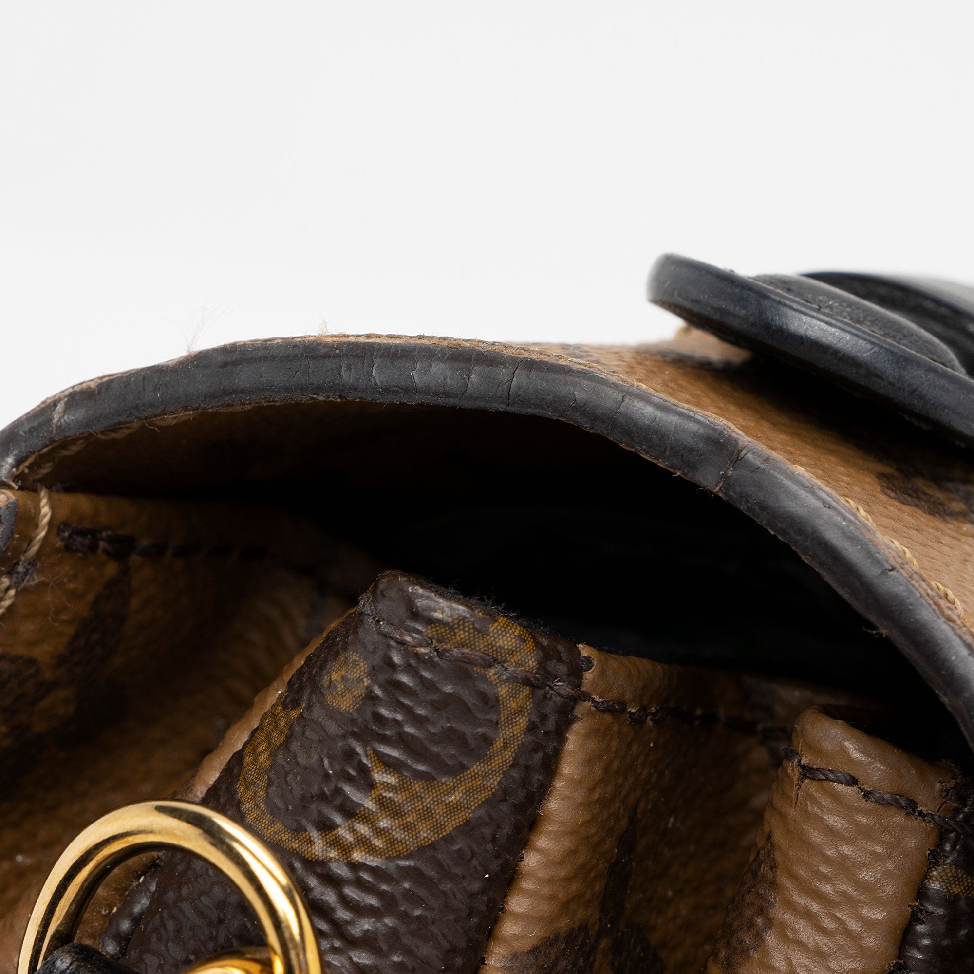 Louis Vuitton Reverse Monogram Pochette Metis Shoulder Bag (SHF-F3L3HO)