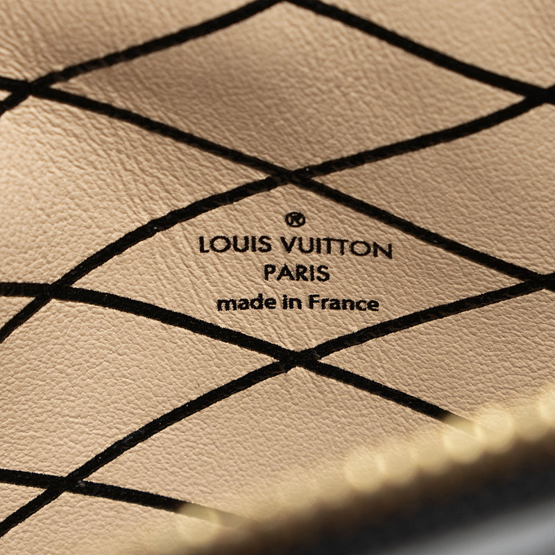 Louis Vuitton Reverse Monogram Trunk Clutch (SHF-sTBUNH)