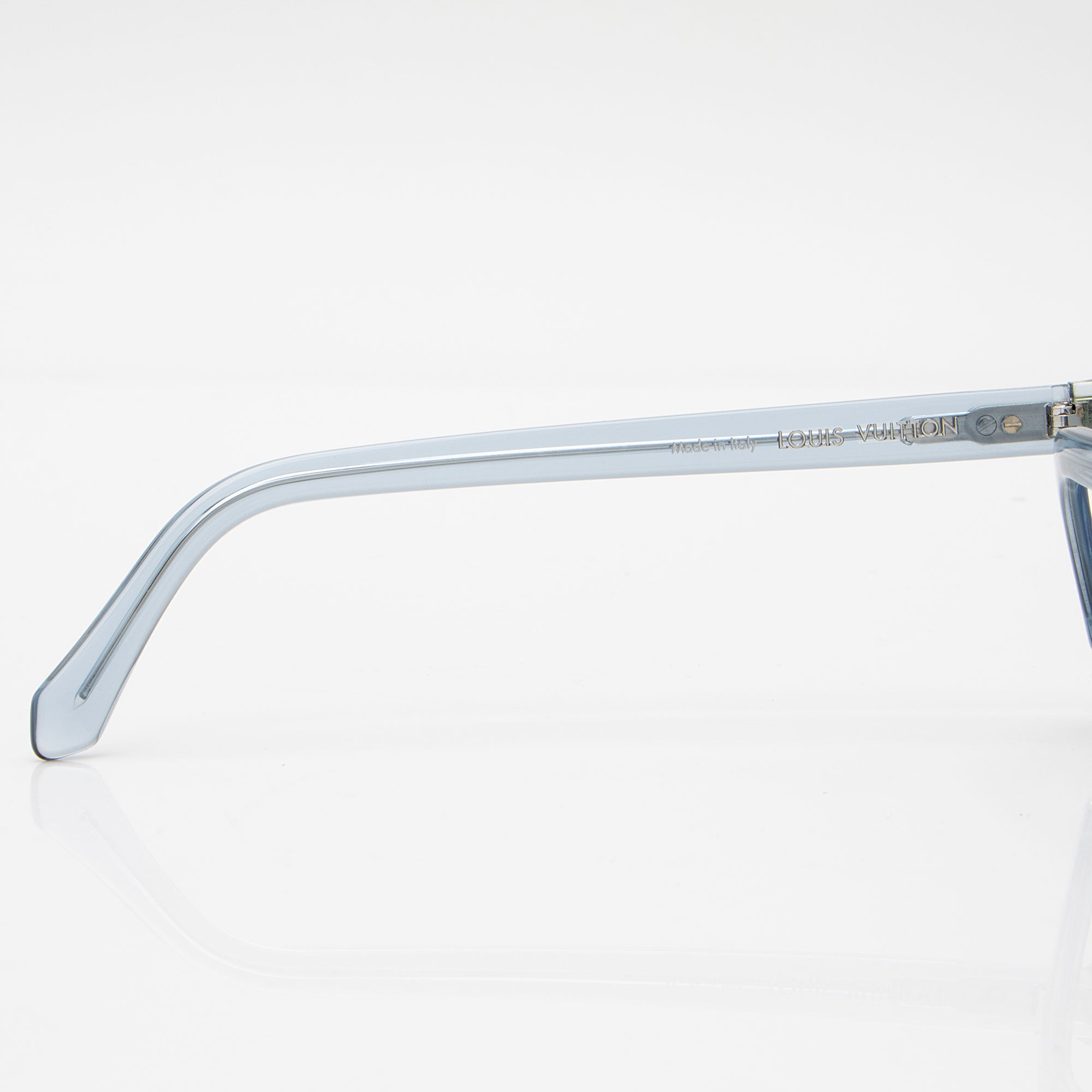Louis Vuitton Signature Square Sunglasses (SHF-yhTACa)