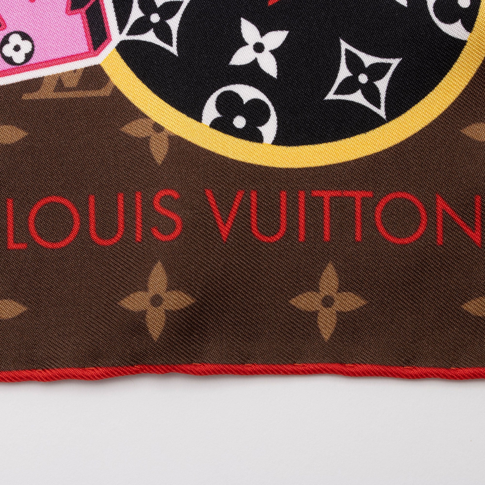 Louis Vuitton Silk Monogram LV Stories 70cm Scarf (SHF-Tnq3Op)