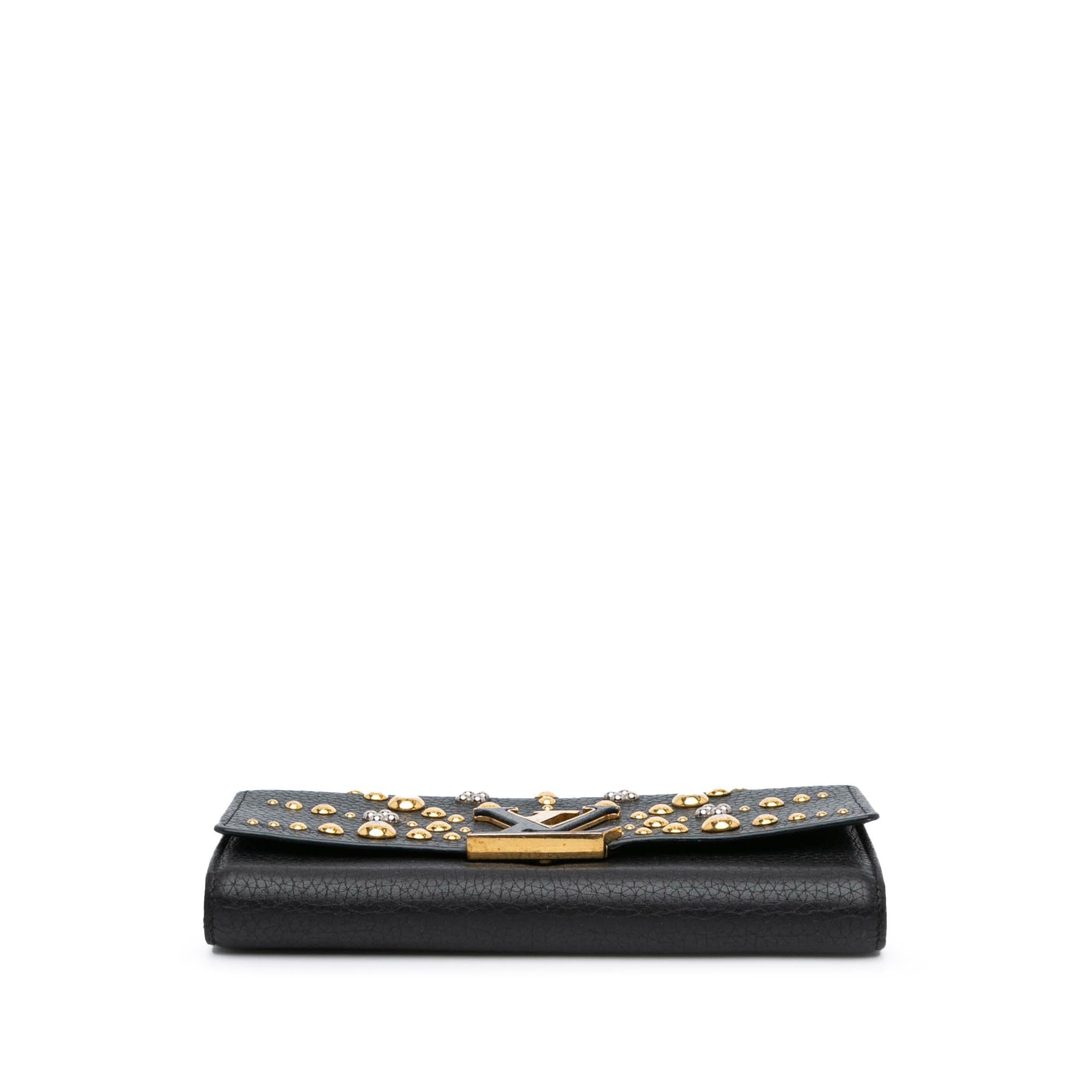 Louis Vuitton Studded Taurillon Sol Capucines Wallet (SHG-qL5g4f)